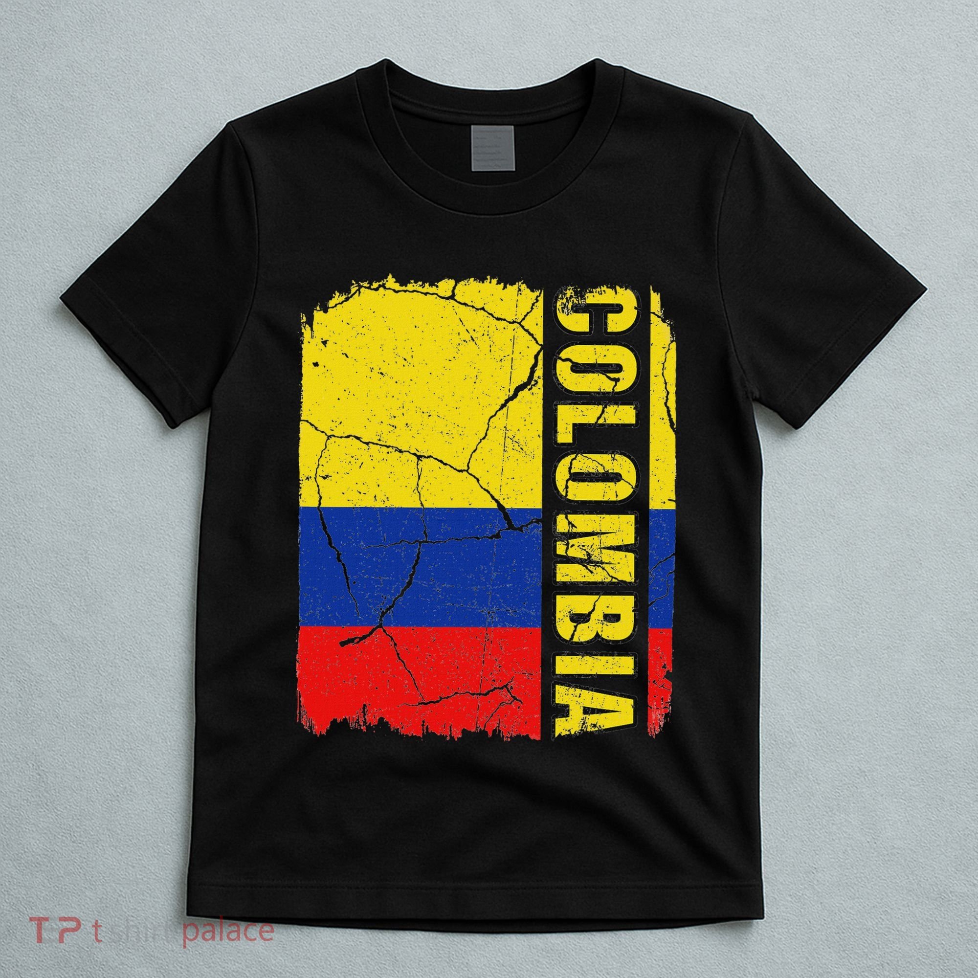 Vintage Colombian Flag Colombia Pride Roots Heritage Gift T-Shirt