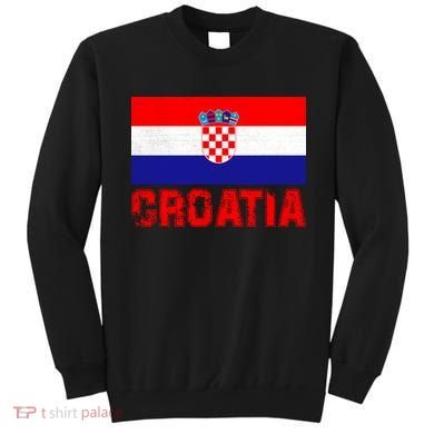 Vintage Croatia Flag National Pride Enthusiasts Sweatshirt