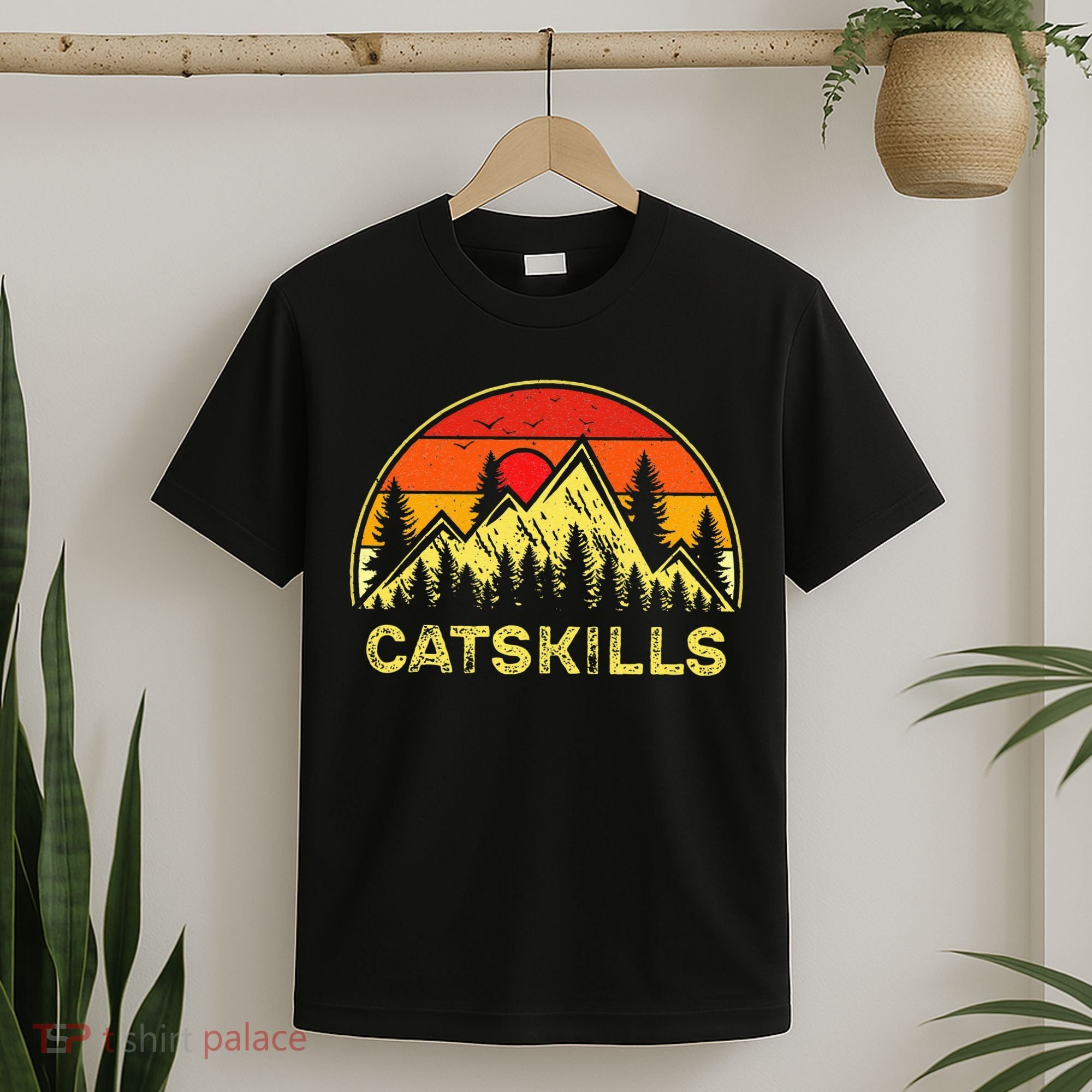 Vintage Catskills New York Mountains Nature Hiking Souvenir T-Shirt