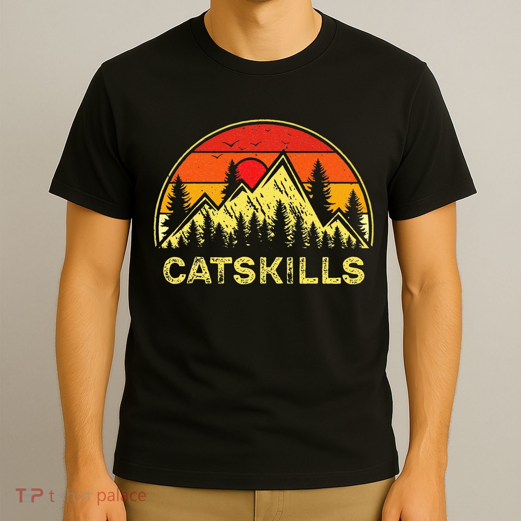 Vintage Catskills New York Mountains Nature Hiking Souvenir T-Shirt