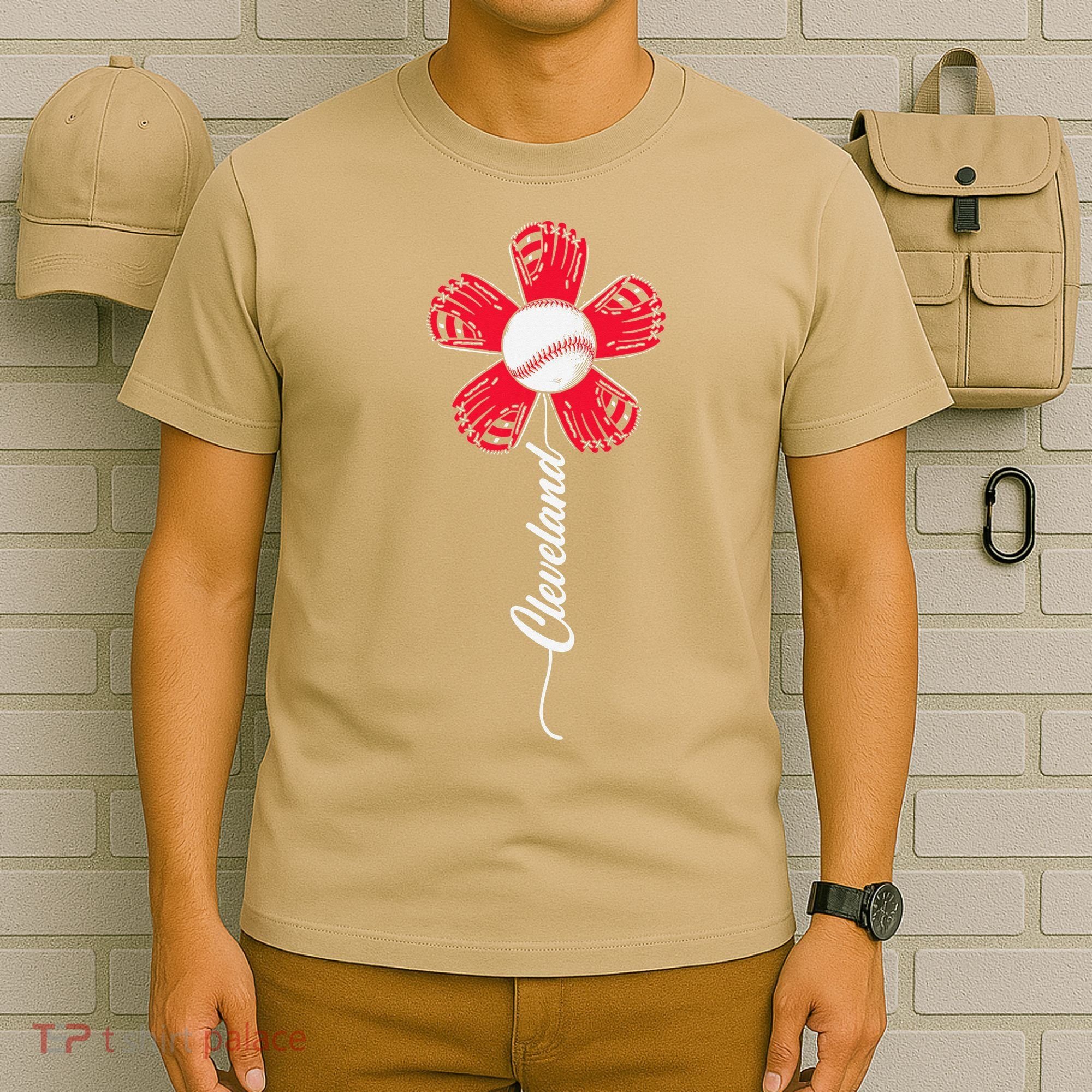 Vintage Cleveland Ohio Women Funny Souvenir Flower T-Shirt