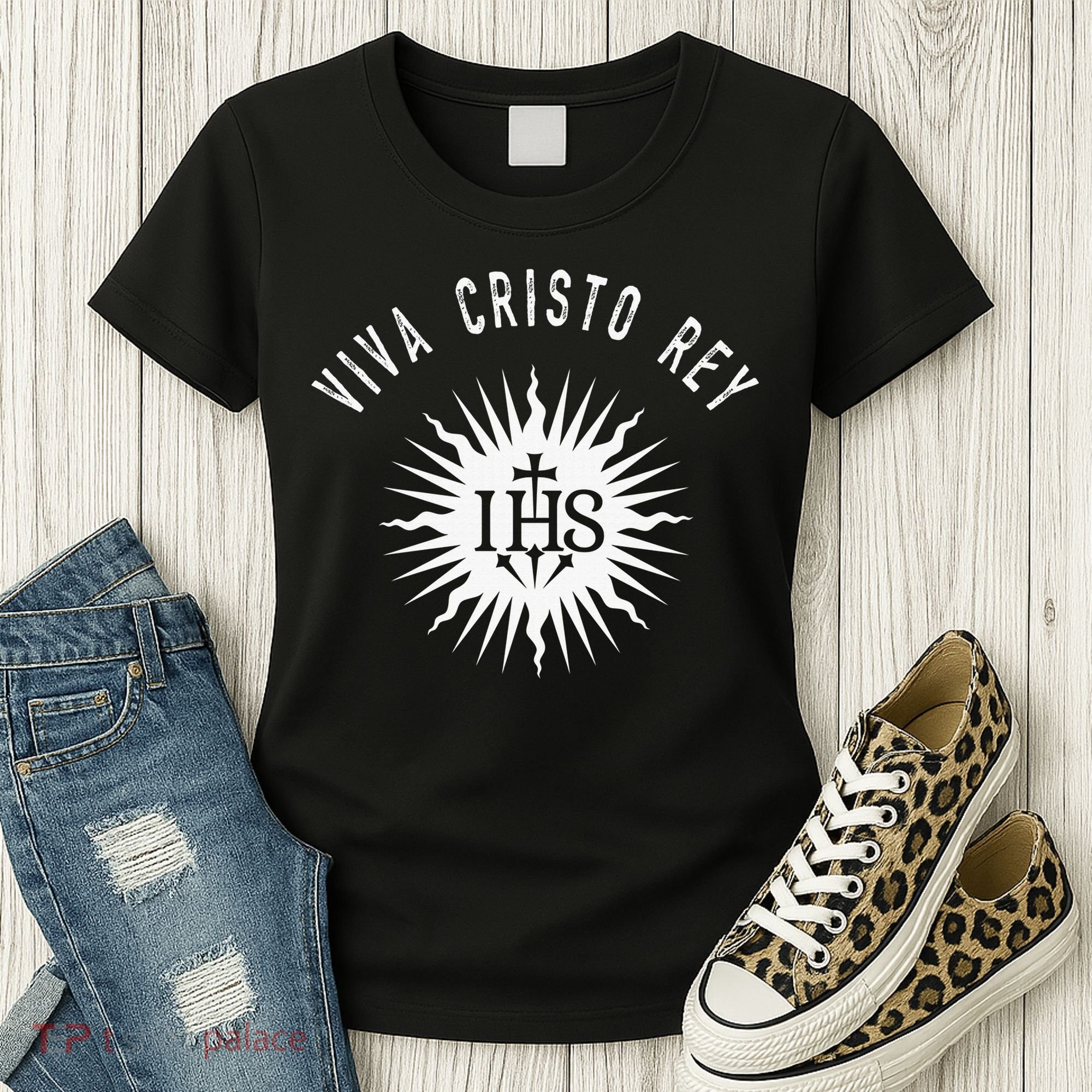Viva Cristo Rey Catholic Christian Bible Verse Religious Women's T-Shirt