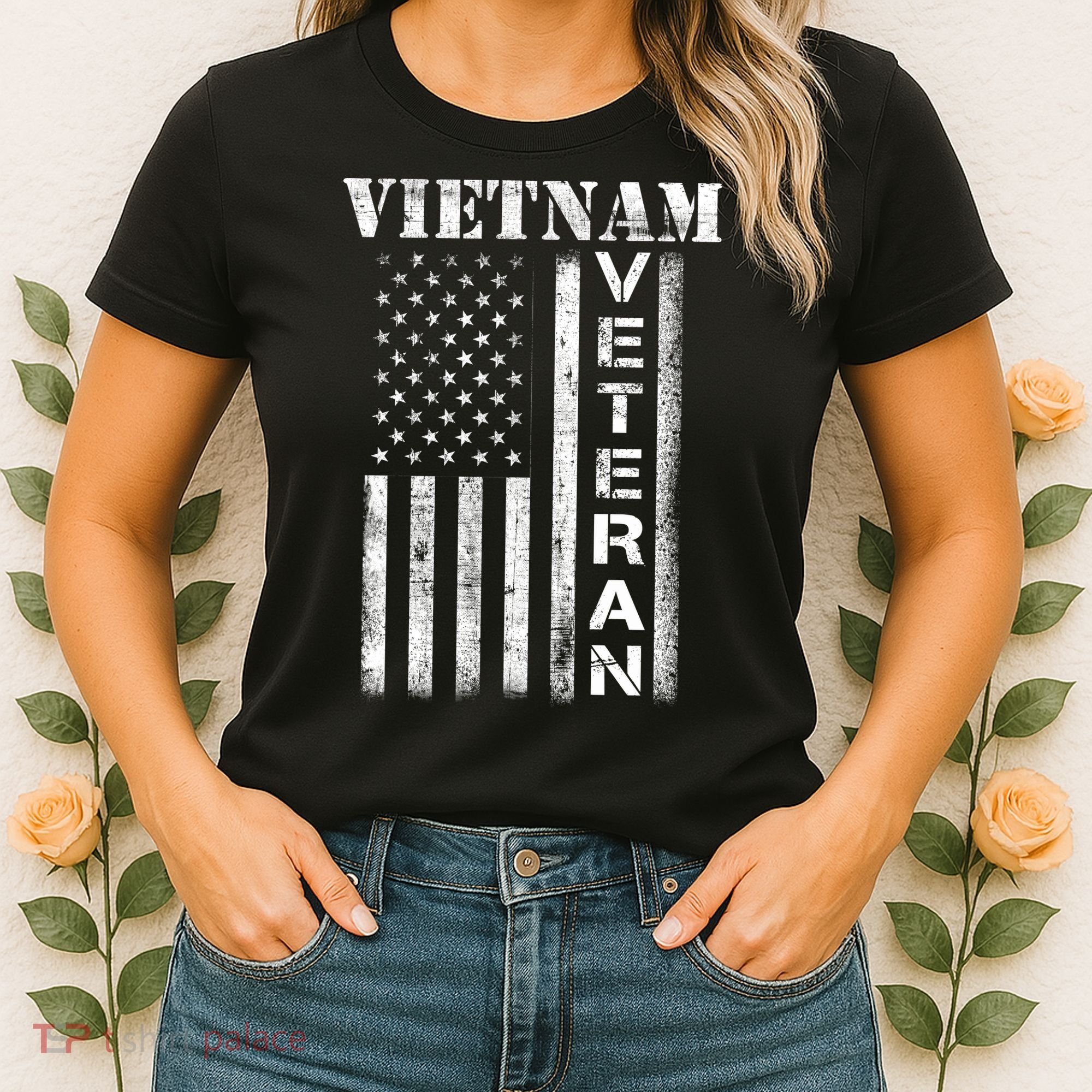 Vietnam Combat Veteran Flag Patriotic Veterans Day Gift Women's T-Shirt