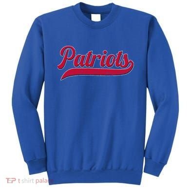 Vintage Classic Varsity Logo Style Patriots Sweatshirt