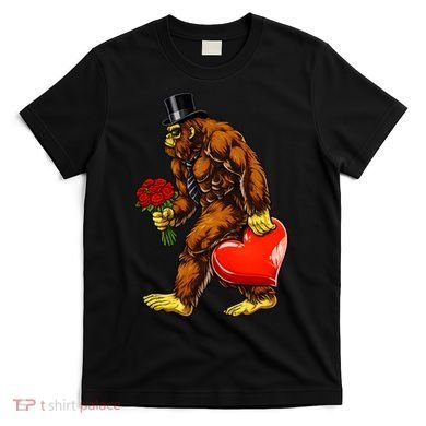 Valentines Day Bigfoot Sasquatch Lover T-Shirt