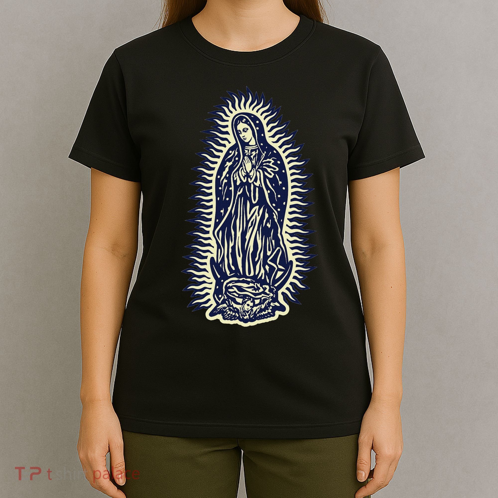 Virgen De Guadalupe. Mother Mary Virgin Mother. Christian. T-Shirt