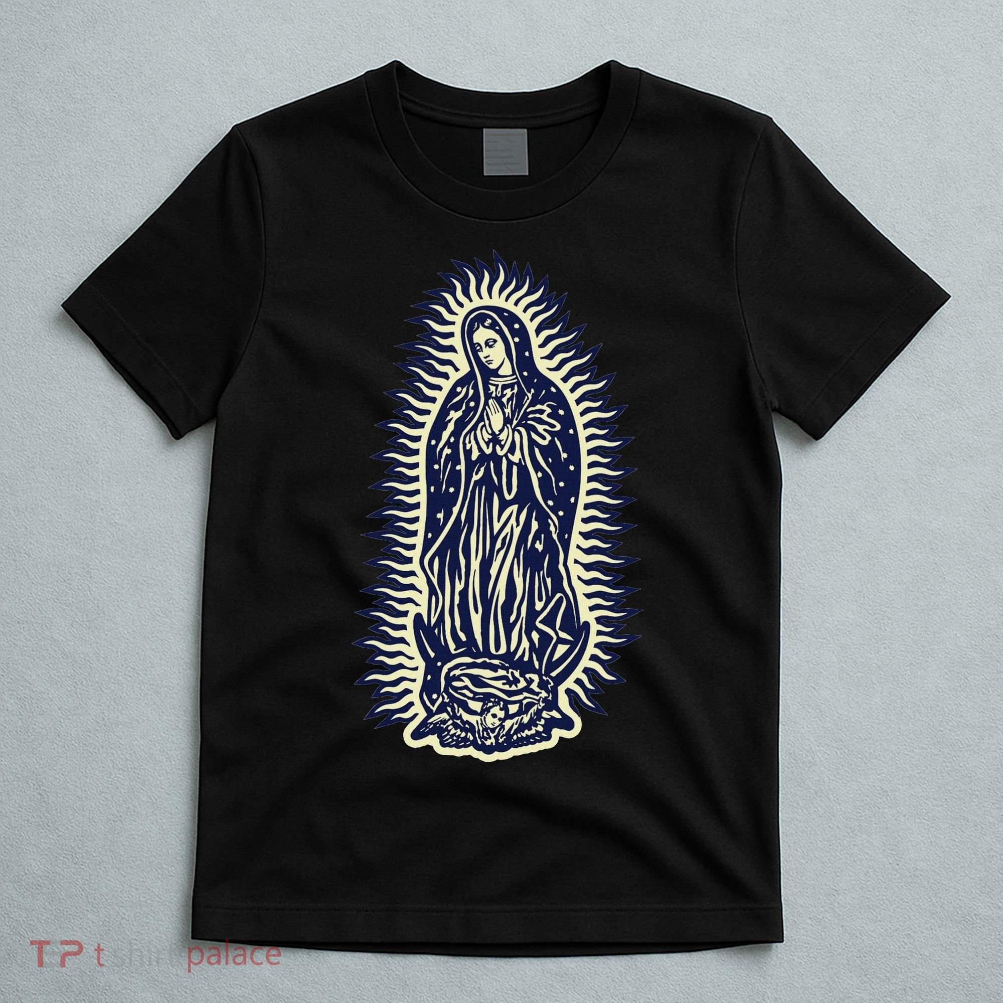 Virgen De Guadalupe. Mother Mary Virgin Mother. Christian. T-Shirt