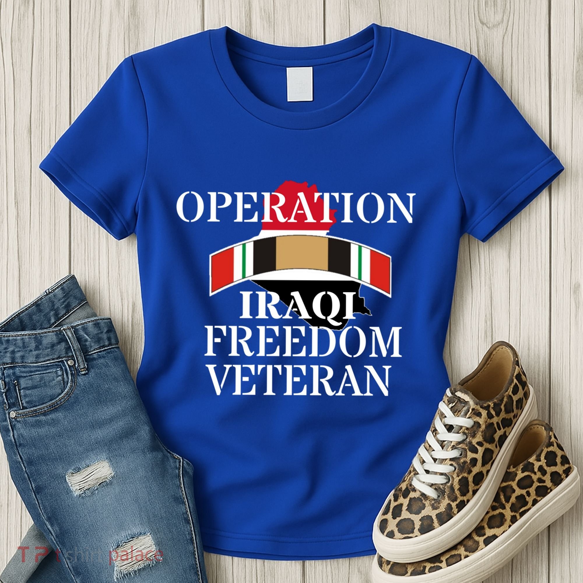 Veterans Day Iraq War Service Ribbon Iraq War Veteran Cool Gift Women's T-Shirt