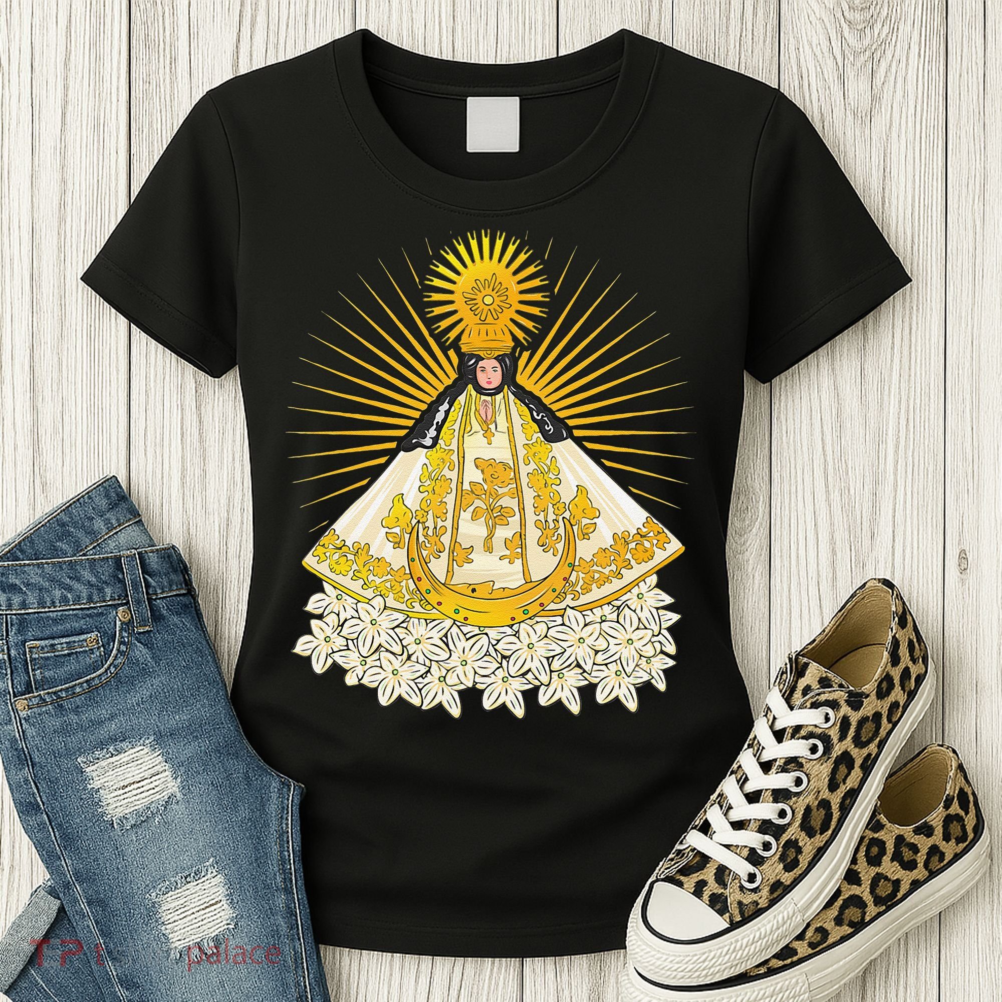 Virgen de Juquila Oaxaca, Mexico Women's T-Shirt