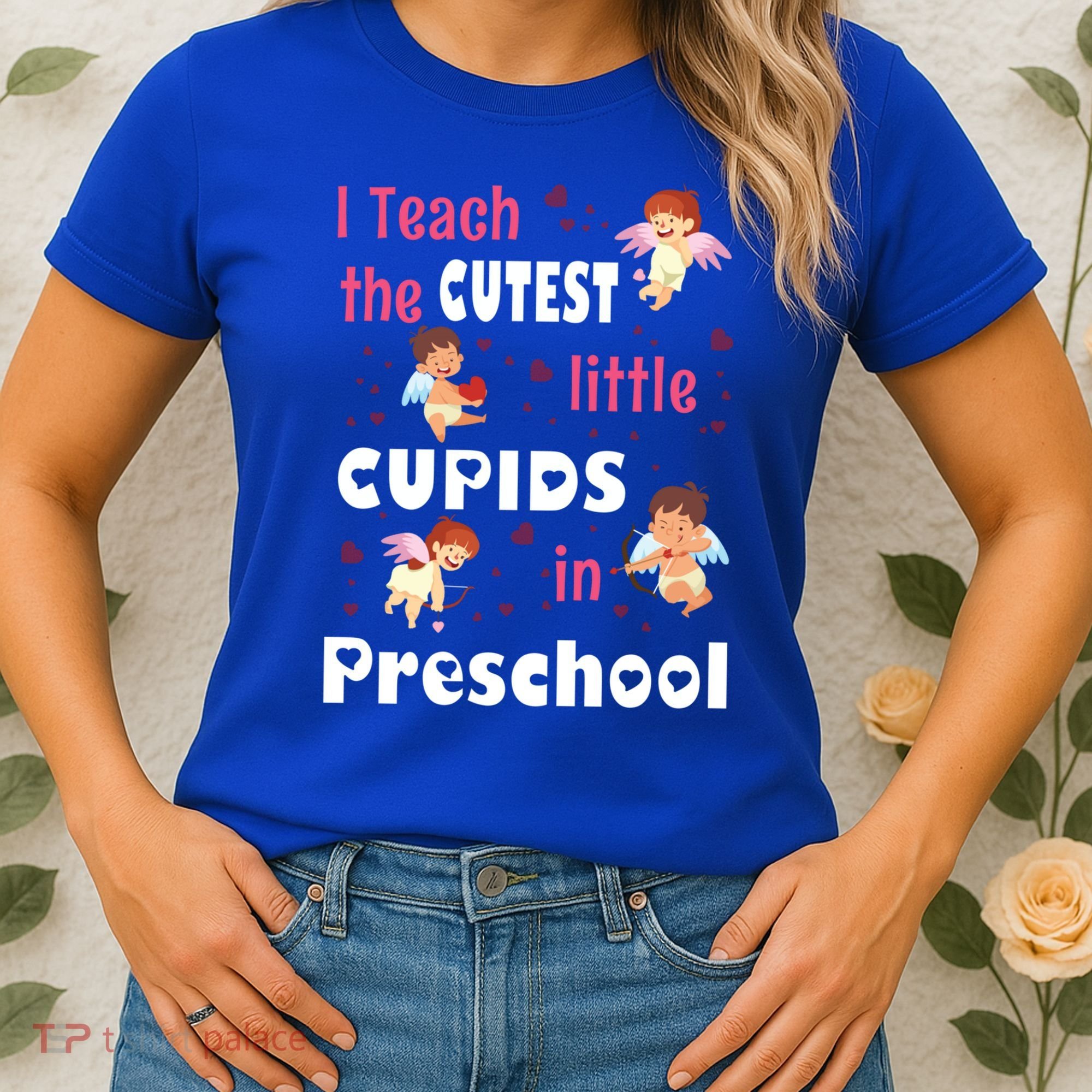 Valentines Day Preschool Teacher Gift For Teachers In Love Gift Women's T-Shirt