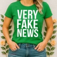 Very Fake News Funny Donald Trump Women's T-Shirt thumb 2
