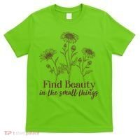 Vintage Floral Daisies Find Beauty In The Small Things T-Shirt thumb 0