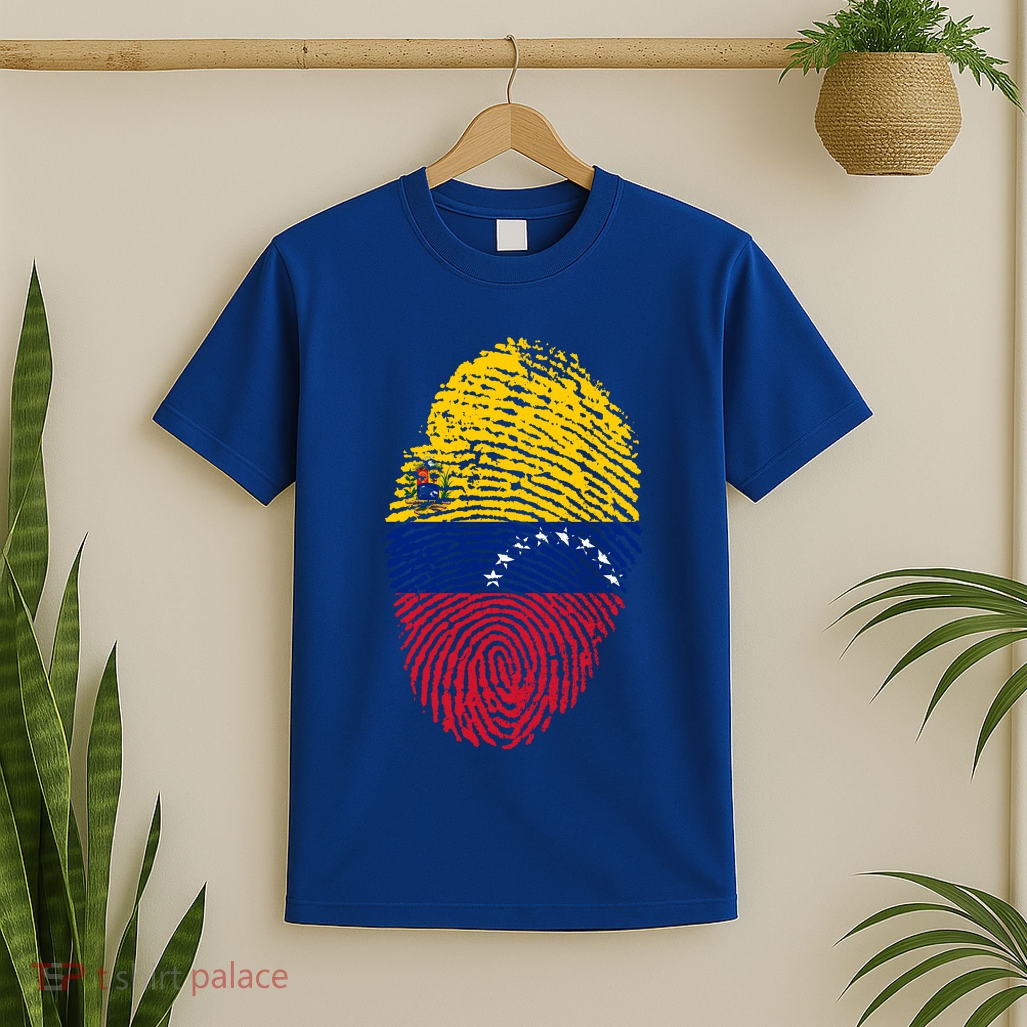 Venezuela Flag Fingerprint Great Gift T-Shirt