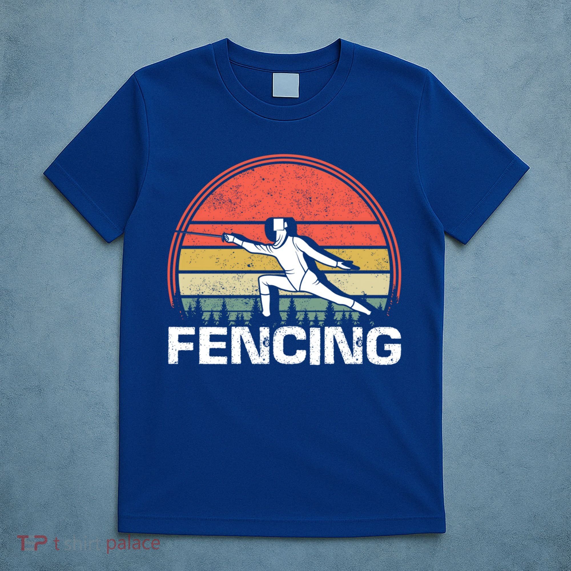 Vintage Fencer Retro Fencing Sports Duel Fight Saber Rapier Gift T-Shirt