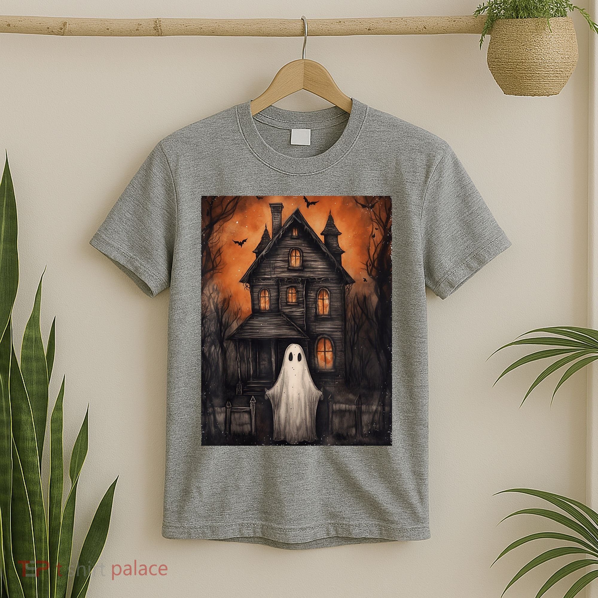 Vintage Ghost Haunted House Halloween Spooky T-Shirt