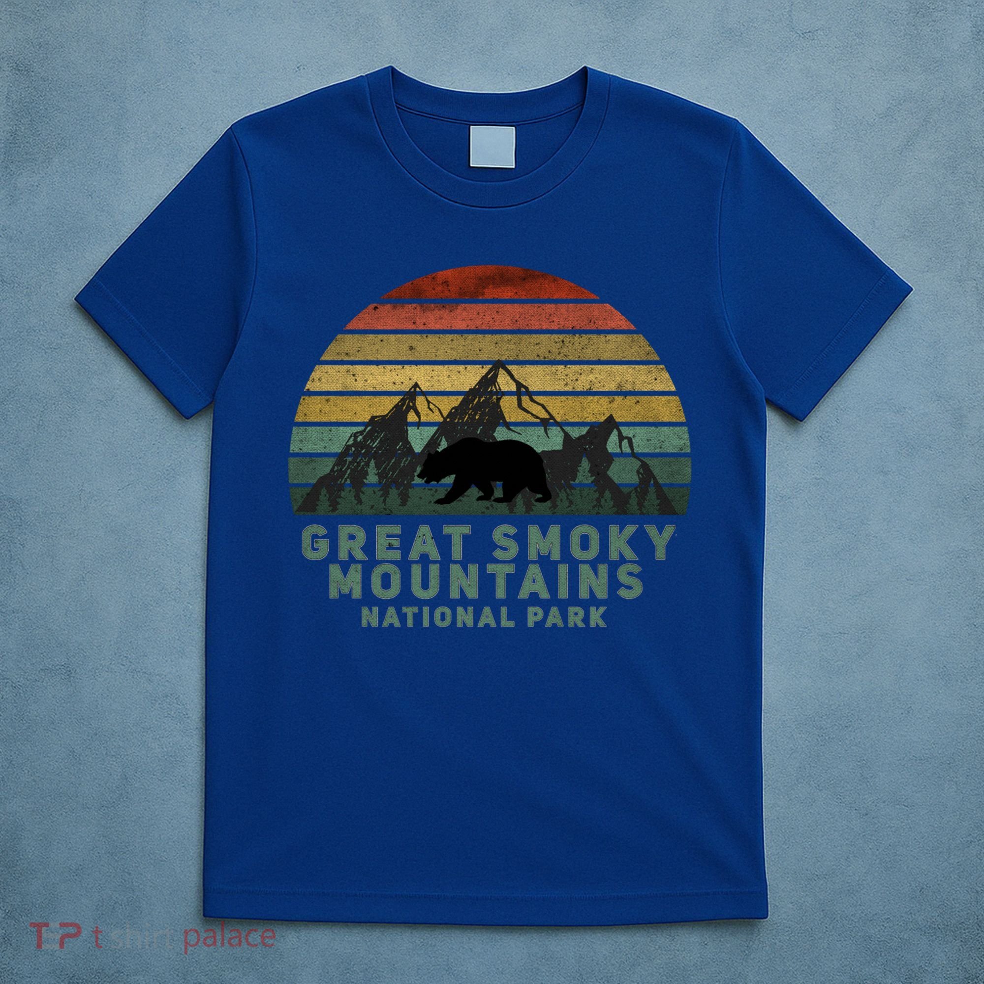 Vintage Great Smoky Mountains National Park Bear Meaningful Gift T-Shirt