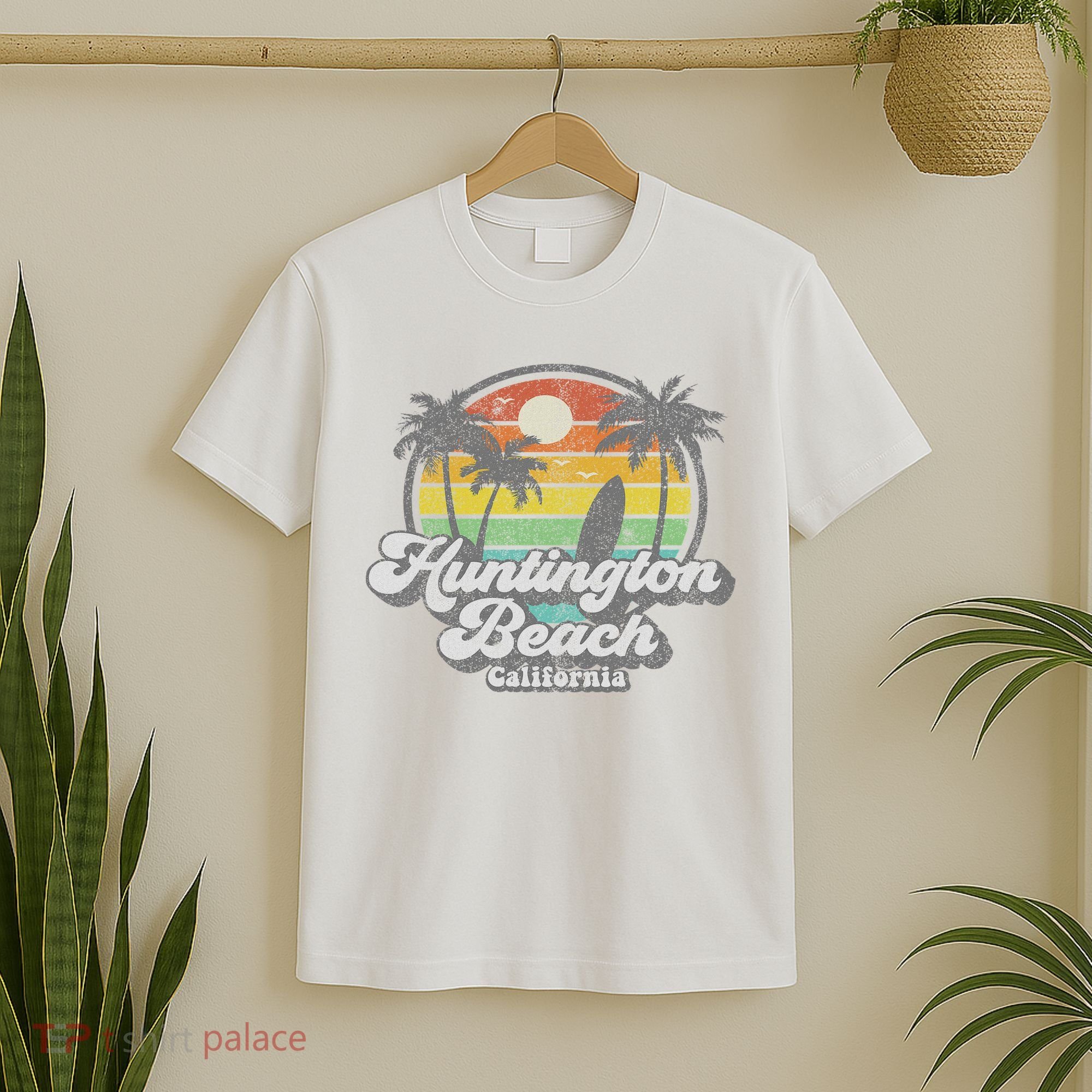 Vintage Huntington Beach California Surfing Retro Surf Gift T-Shirt