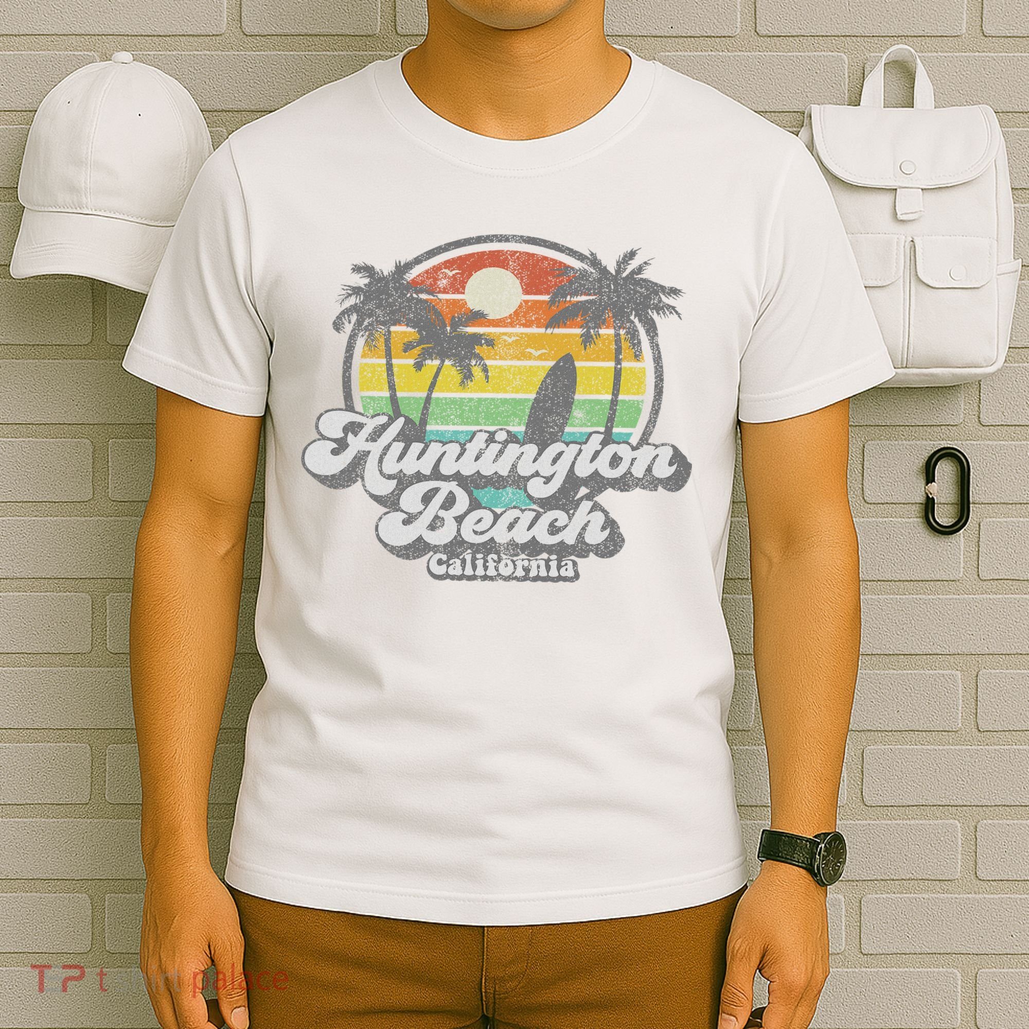 Vintage Huntington Beach California Surfing Retro Surf Gift T-Shirt