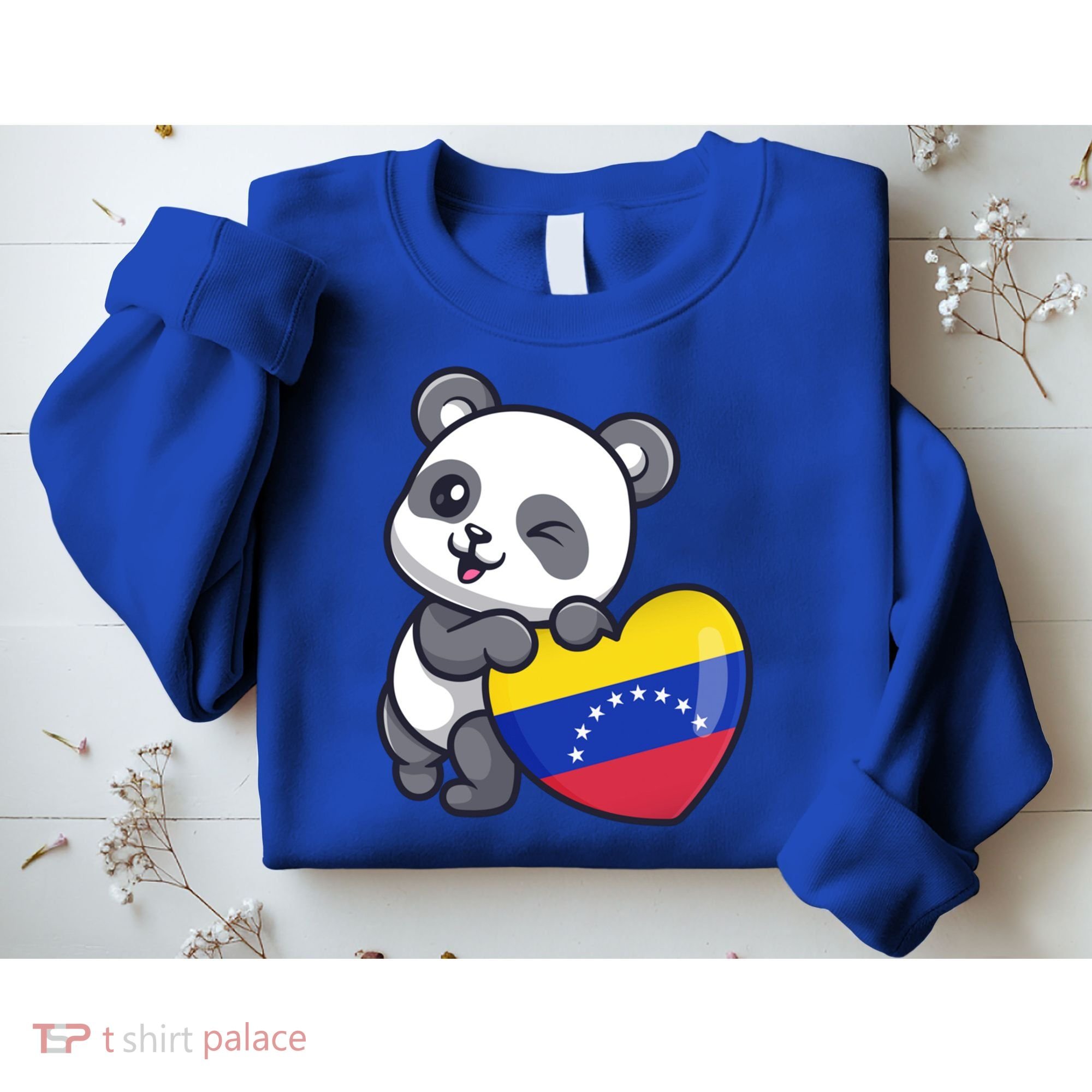 Venezuela Heart Panda Pride Venezuelan Flag Roots Souvenir Funny Gift Sweatshirt