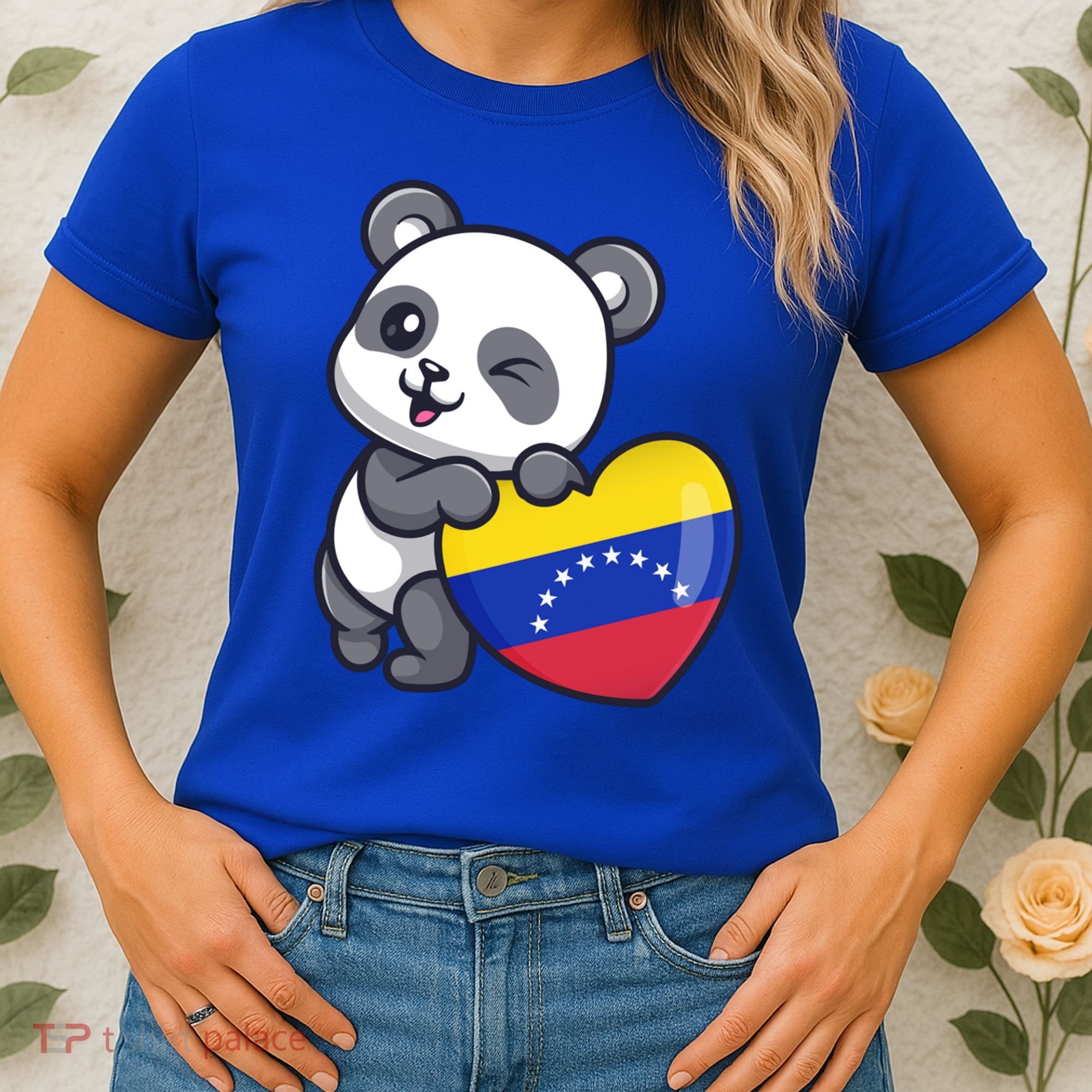 Venezuela Heart Panda Pride Venezuelan Flag Roots Souvenir Funny Gift Women's T-Shirt