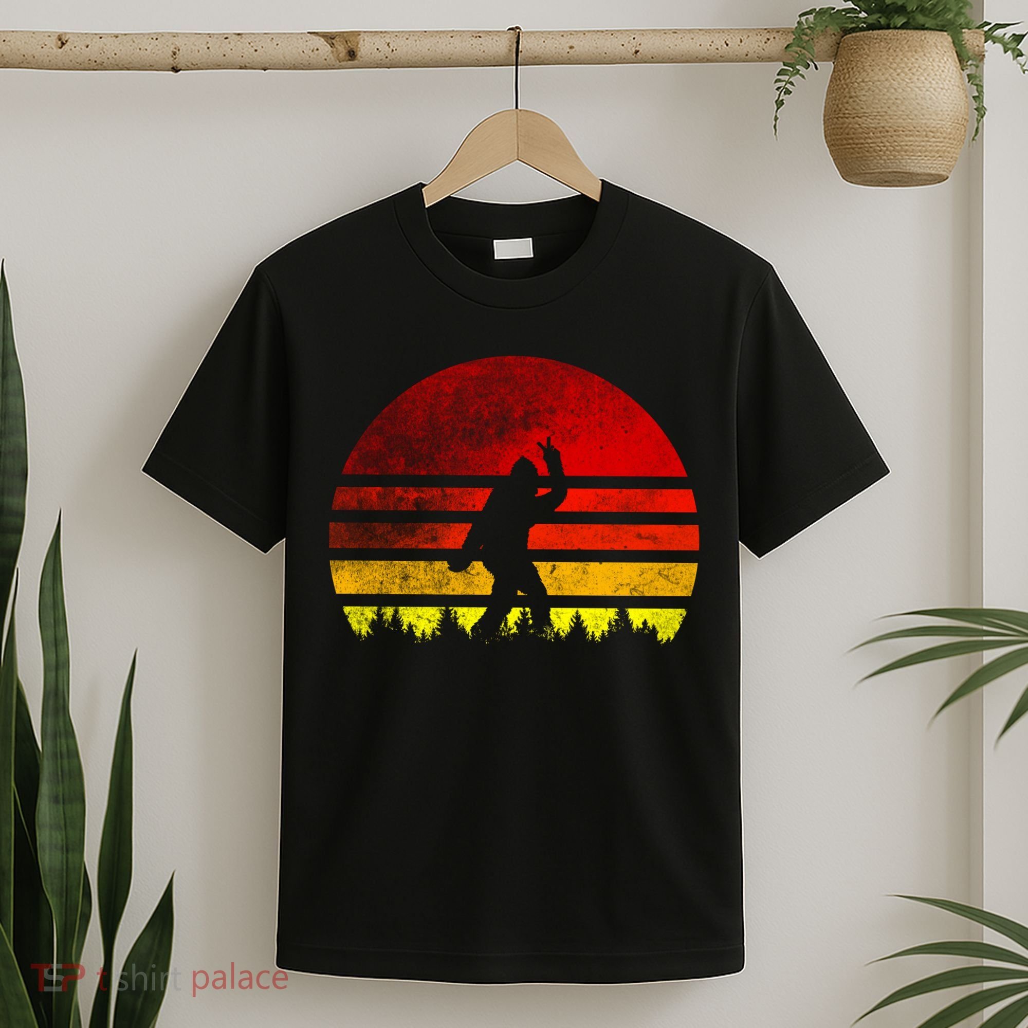 Vintage Retro Bigfoot Believe T-Shirt