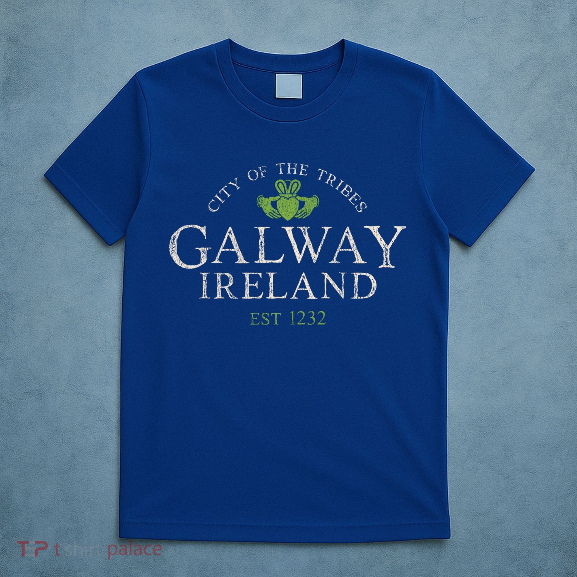 Vintage Irish Souvenir Funny Gift: Claddagh Galway Ireland Cool Gift T-Shirt