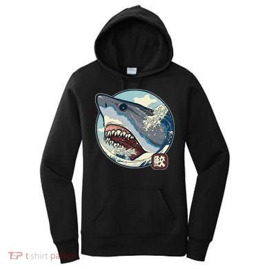 Vintage Japanese Great Wave Shark Attack Women's Hoodie