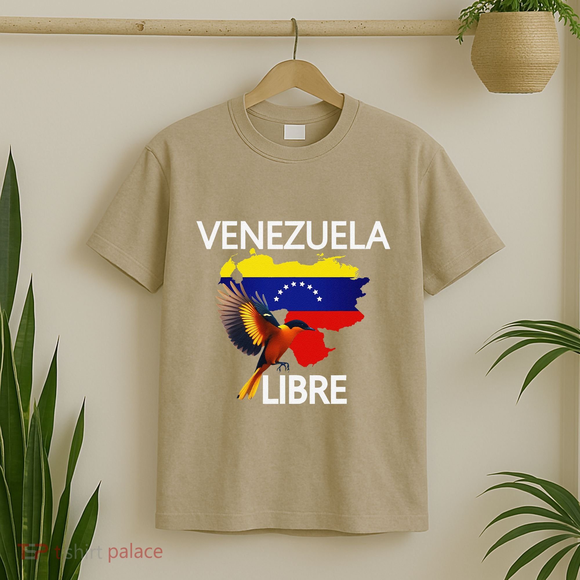 Venezuela Libre Flag Pride Bandera Venezolana Root T-Shirt