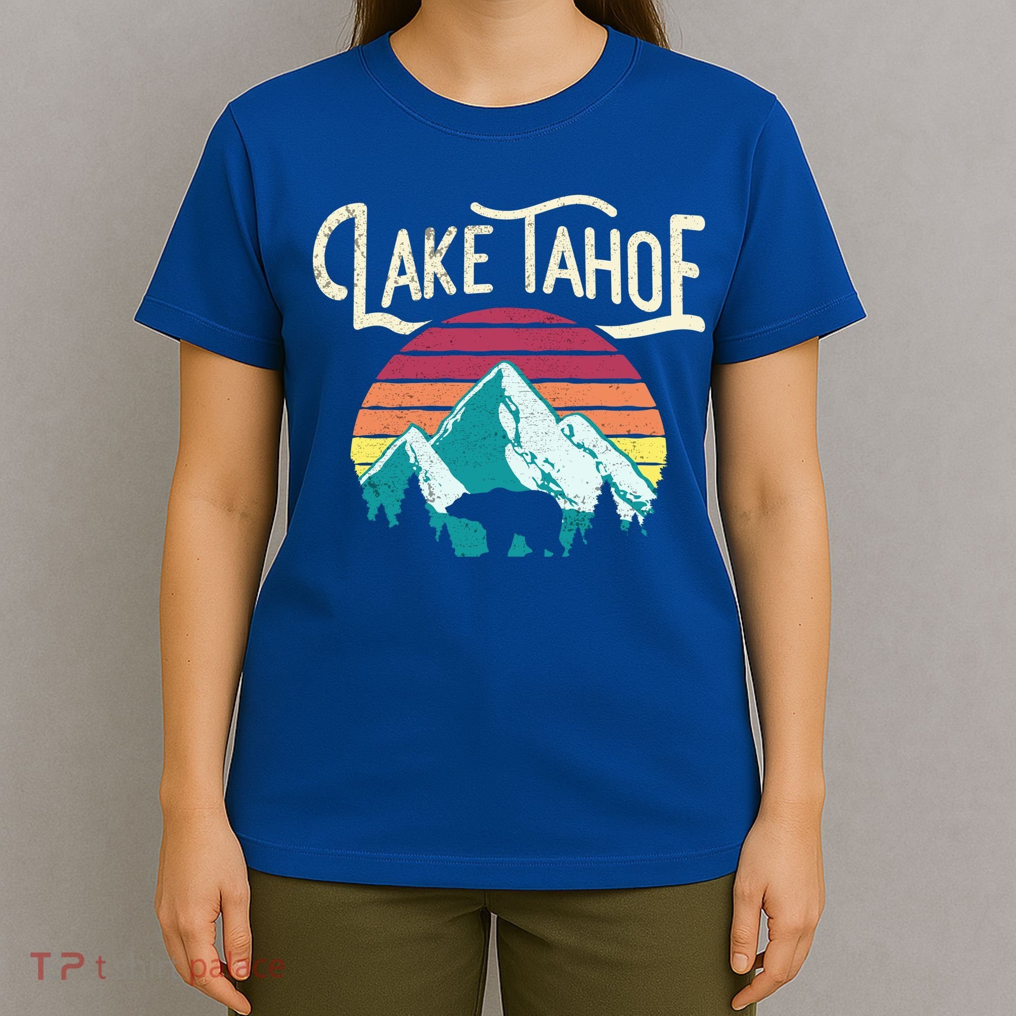 Vintage Lake Tahoe Mountain Bear California Retro Gift T-Shirt
