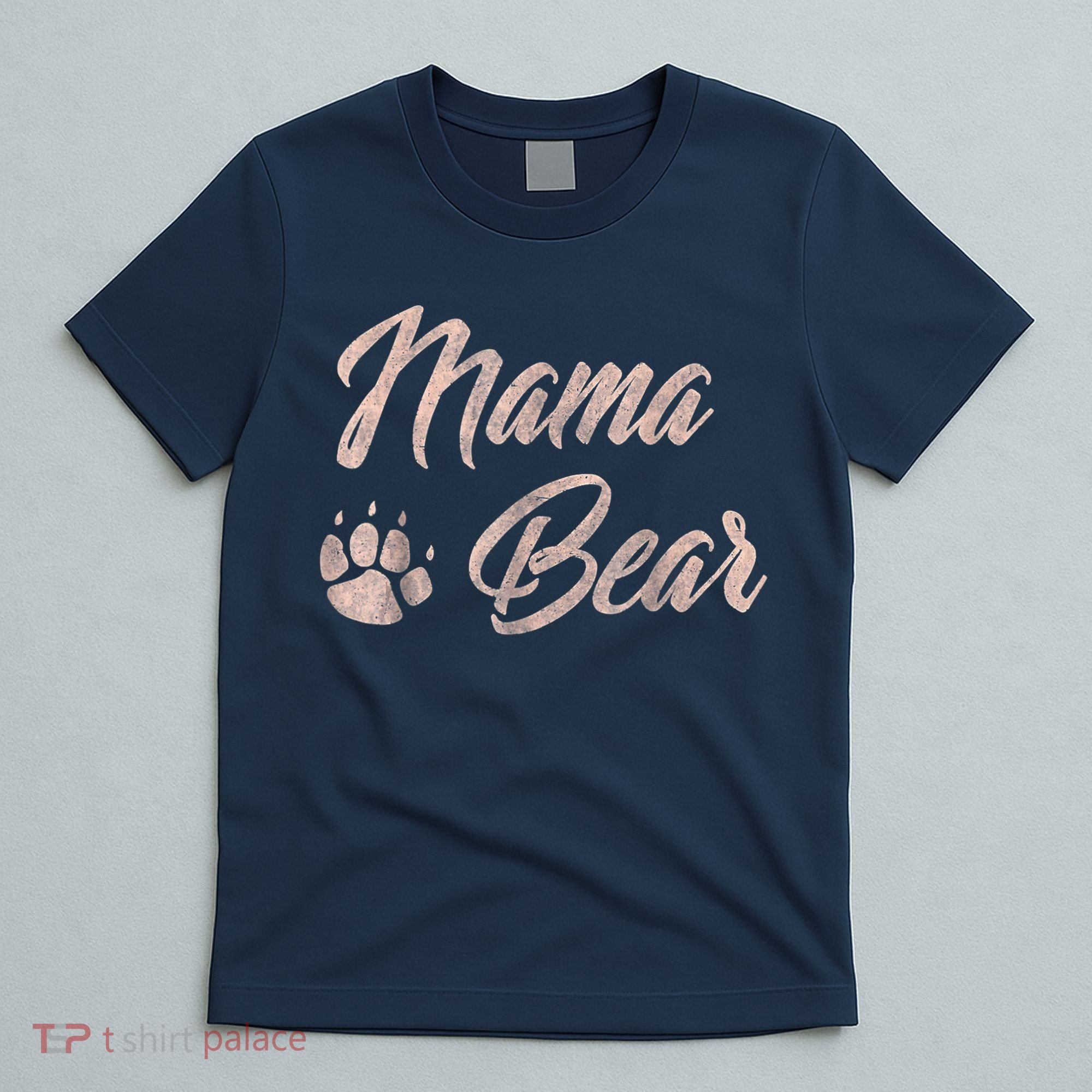 Vintage Mama Bear Paw Funny Mothers Day Mommy Grandma Aunt T-Shirt
