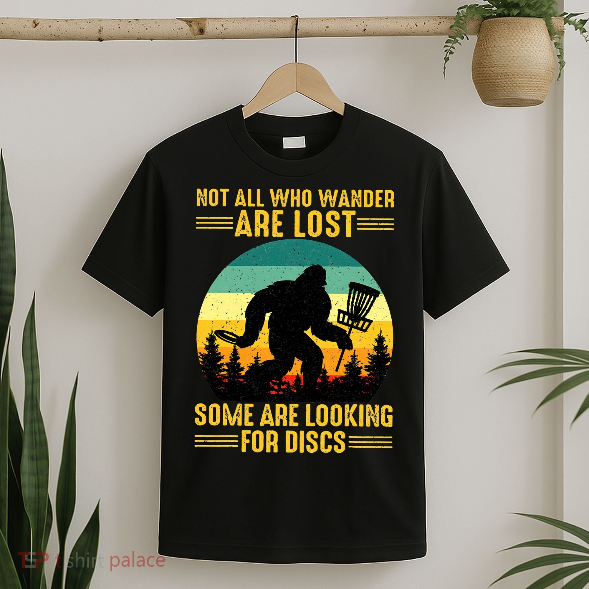 Vintage Not All Wander Are Lost Some Are Looking Disc Golf T-Shirt