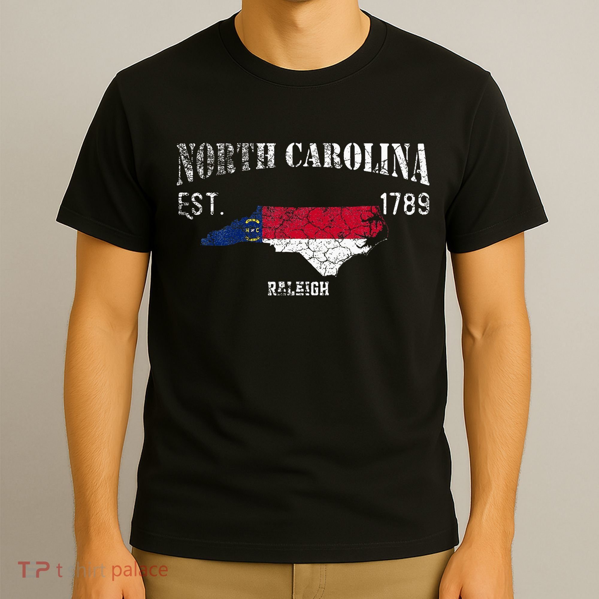 Vintage North Carolina Us State Flag And Map Raleigh T-Shirt