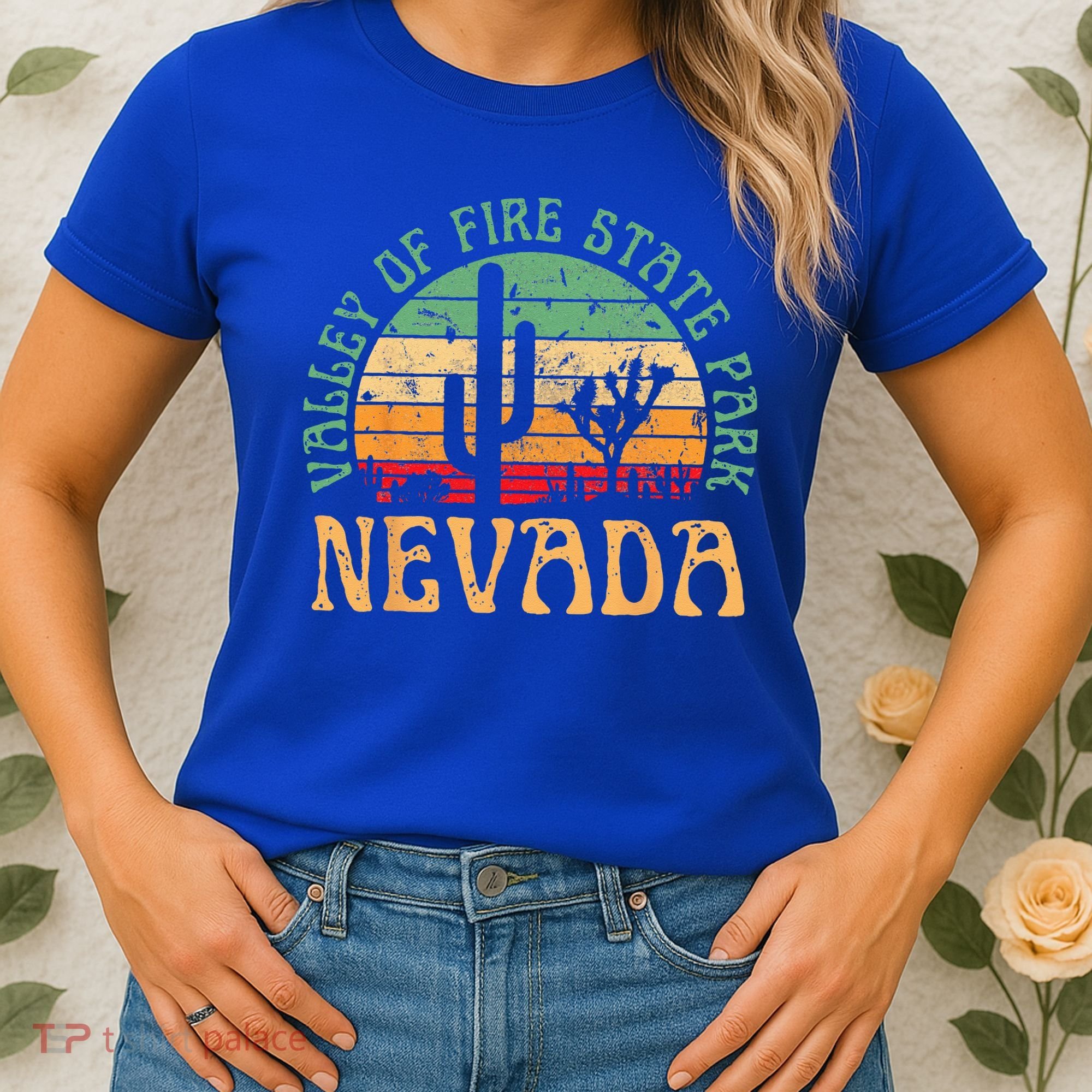 Valley Of Fire State Park Nevada Desert Hiking Retro Sunset Women's T-Shirt