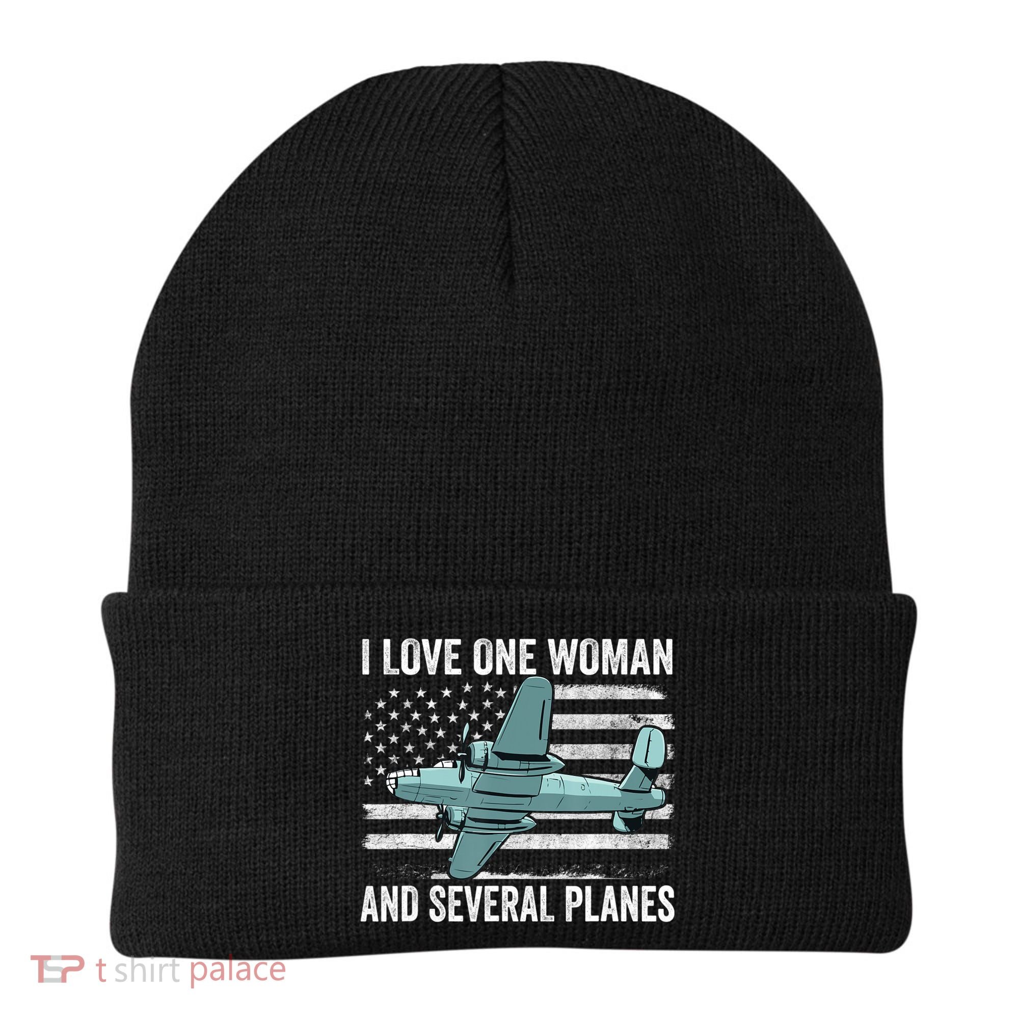 Veteran Pilot B17 Heavy Bomber WW2 Plane Aircraft USA Flag Beanie