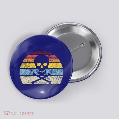 Vintage Pirate Skull Crossbones Flag Retro Style Halloween Button