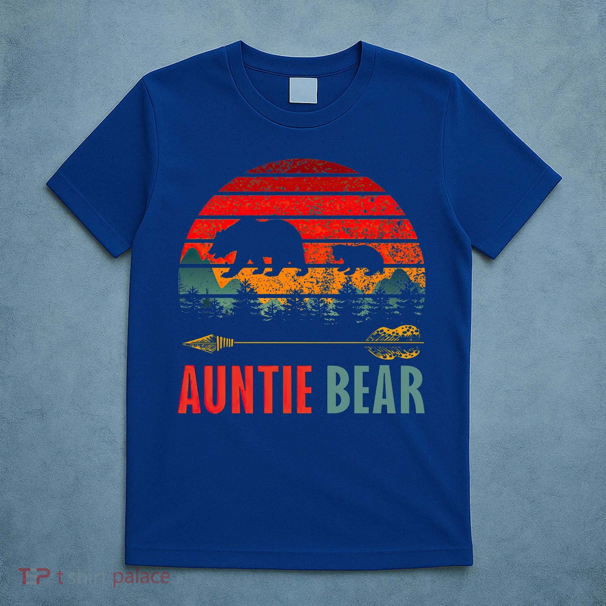 Vintage Retro Auntie Bear Funny Gift T-Shirt