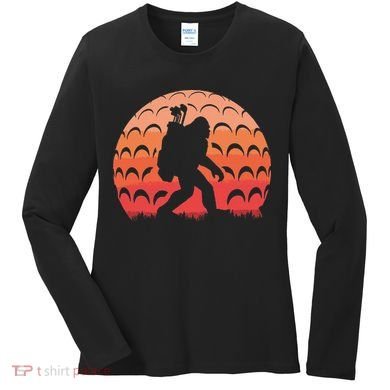 Vintage Retro Bigfoot Golf Golfer Sasquatch Women's Long Sleeve Shirt