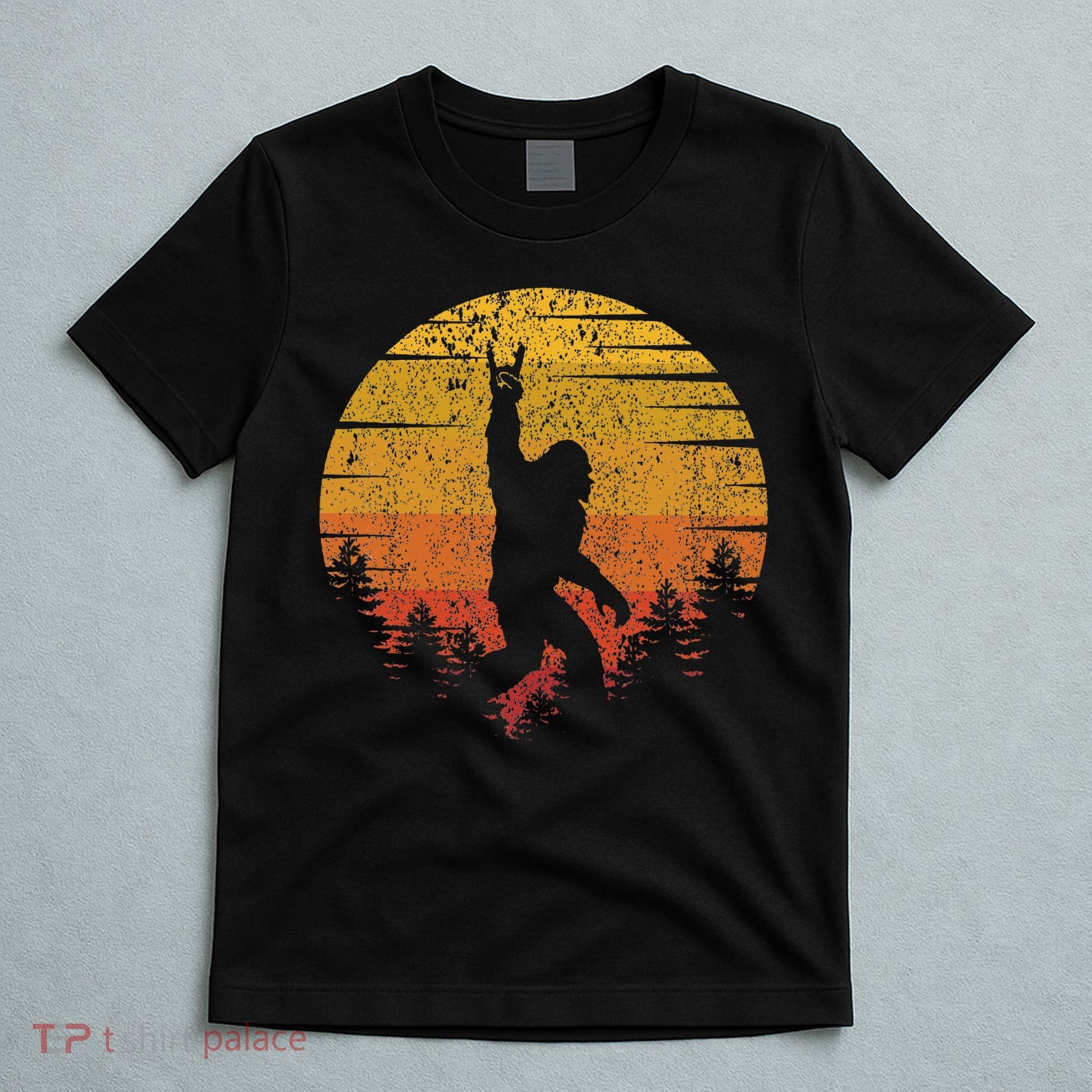 Vintage Retro Bigfoot Funny Rock & Roll Bigfoot Music Lovers T-Shirt