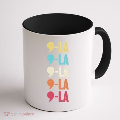 Vintage Retro Comma La Kamala Harris 2024 Coffee Mug back