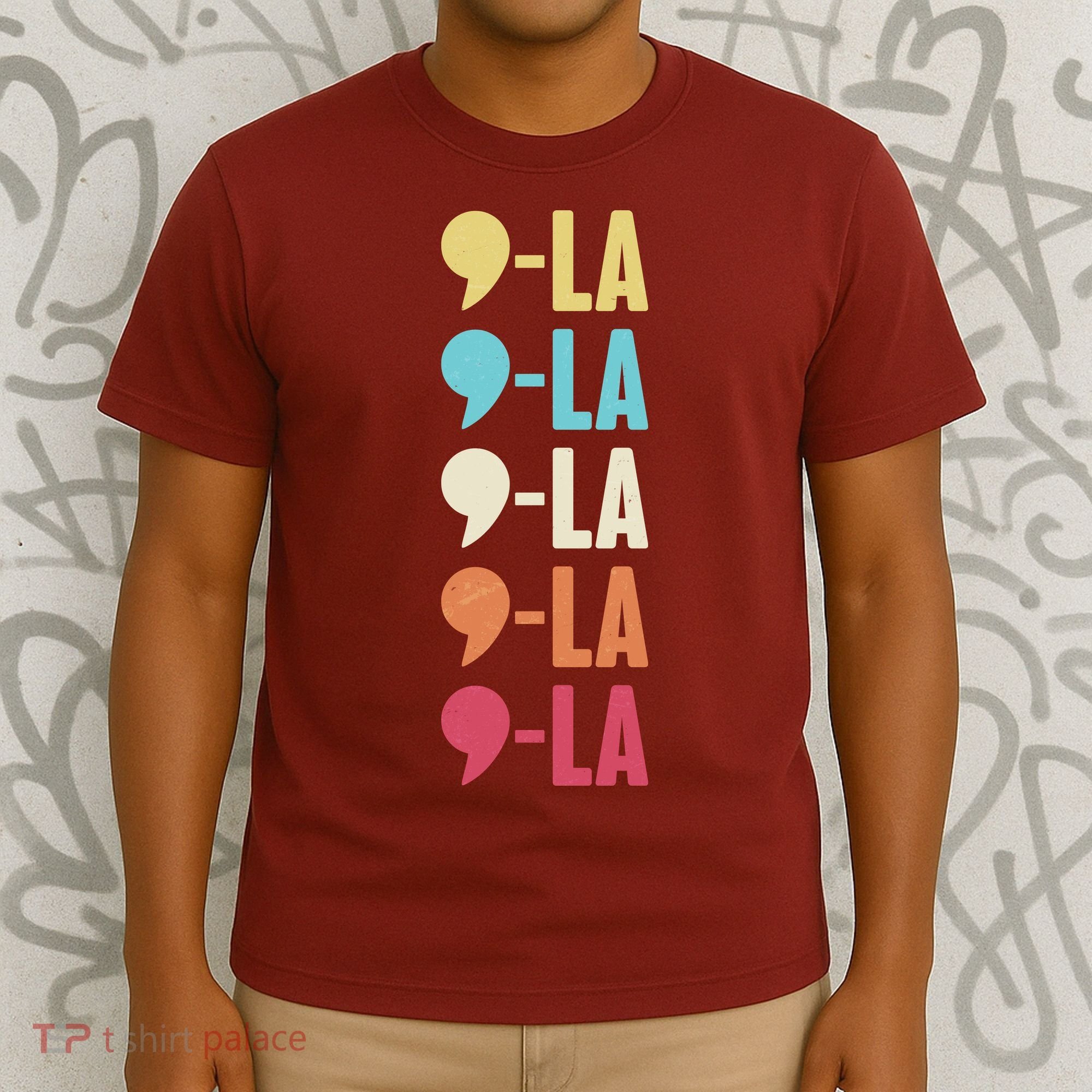 Vintage Retro Comma La Kamala Harris 2024 T-Shirt
