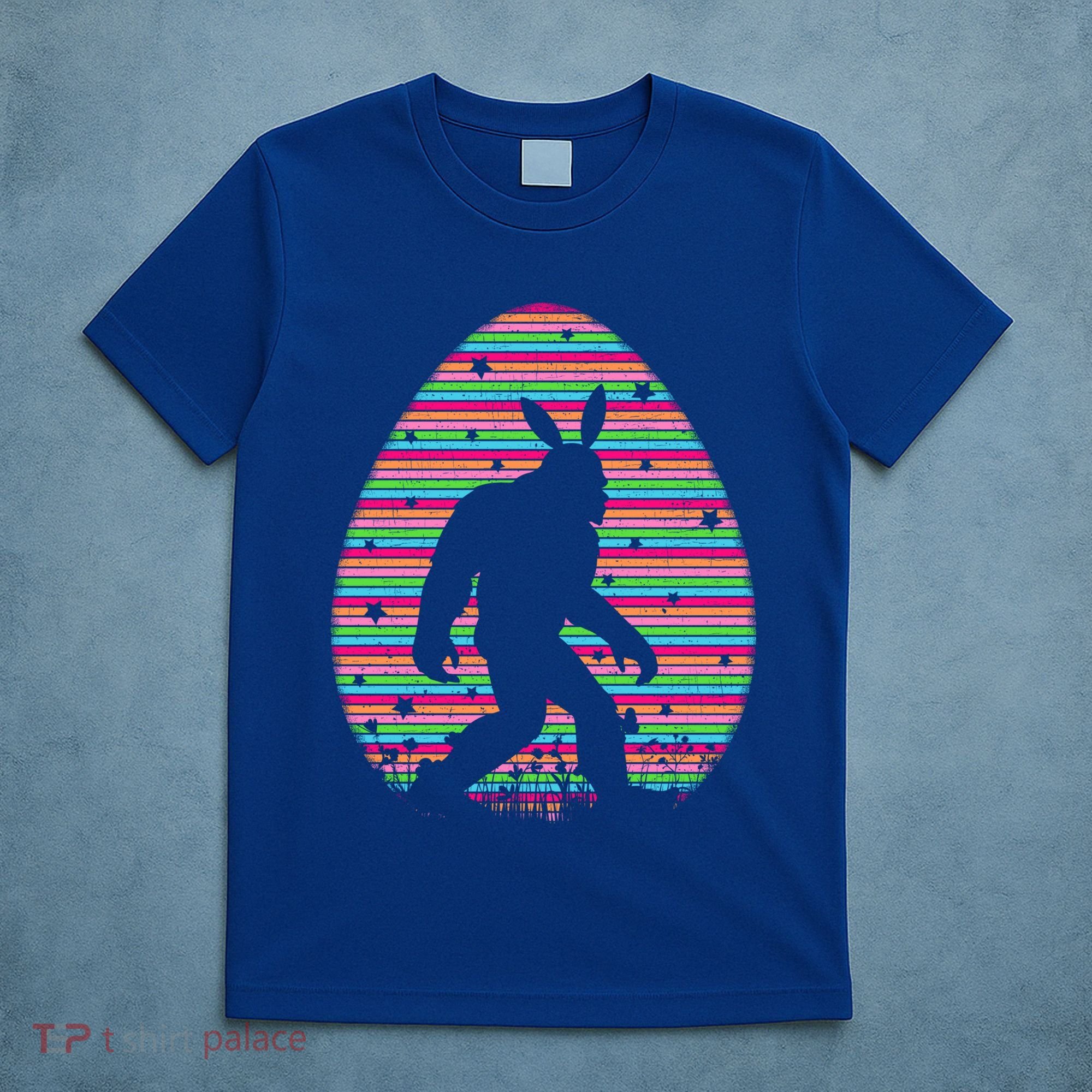 Vintage Retro Easter Egg Lover Funny Bigfoot Easter Sunday Gift T-Shirt