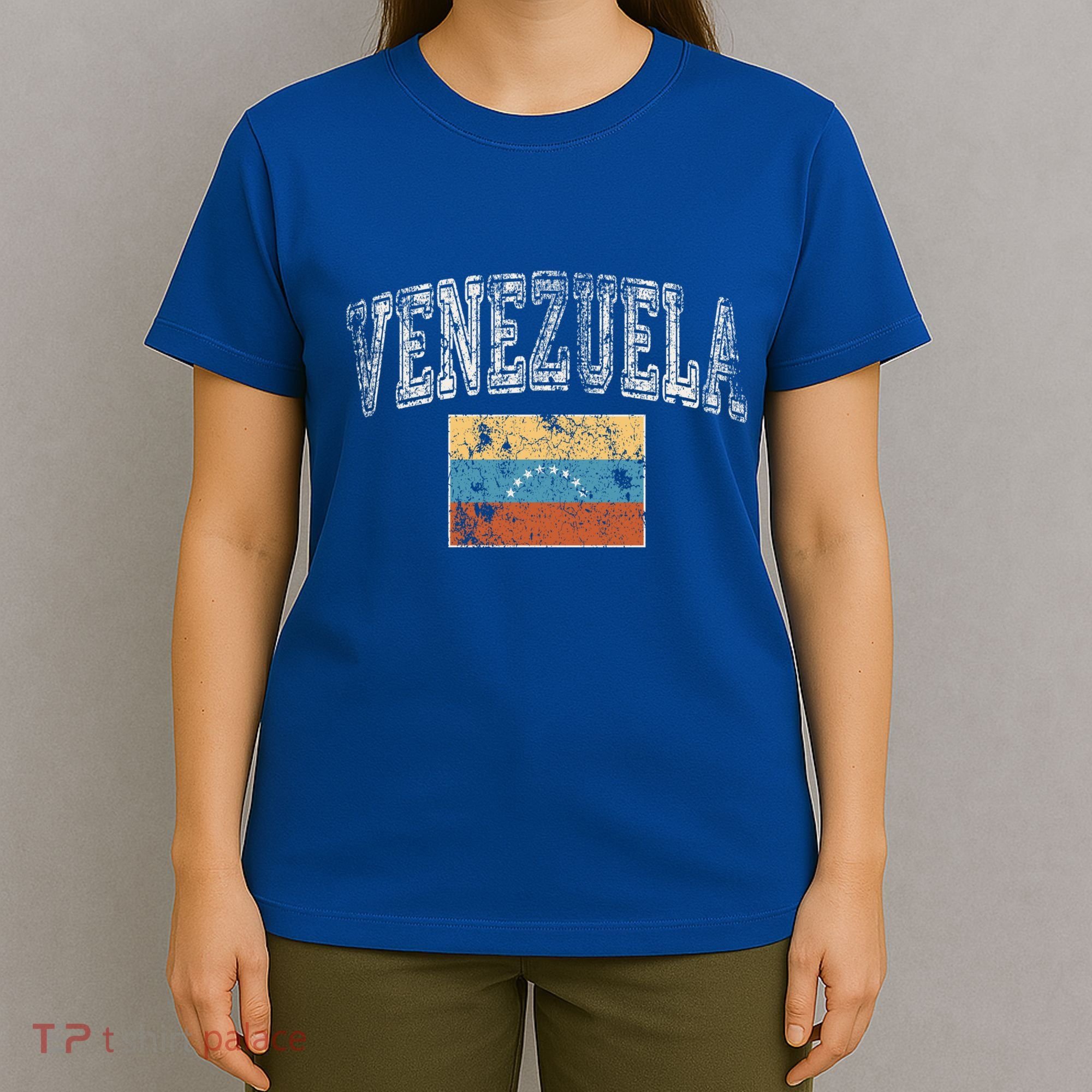 Vintage Retro Faded Venezuela Flag Venezuelan Pride Gift T-Shirt