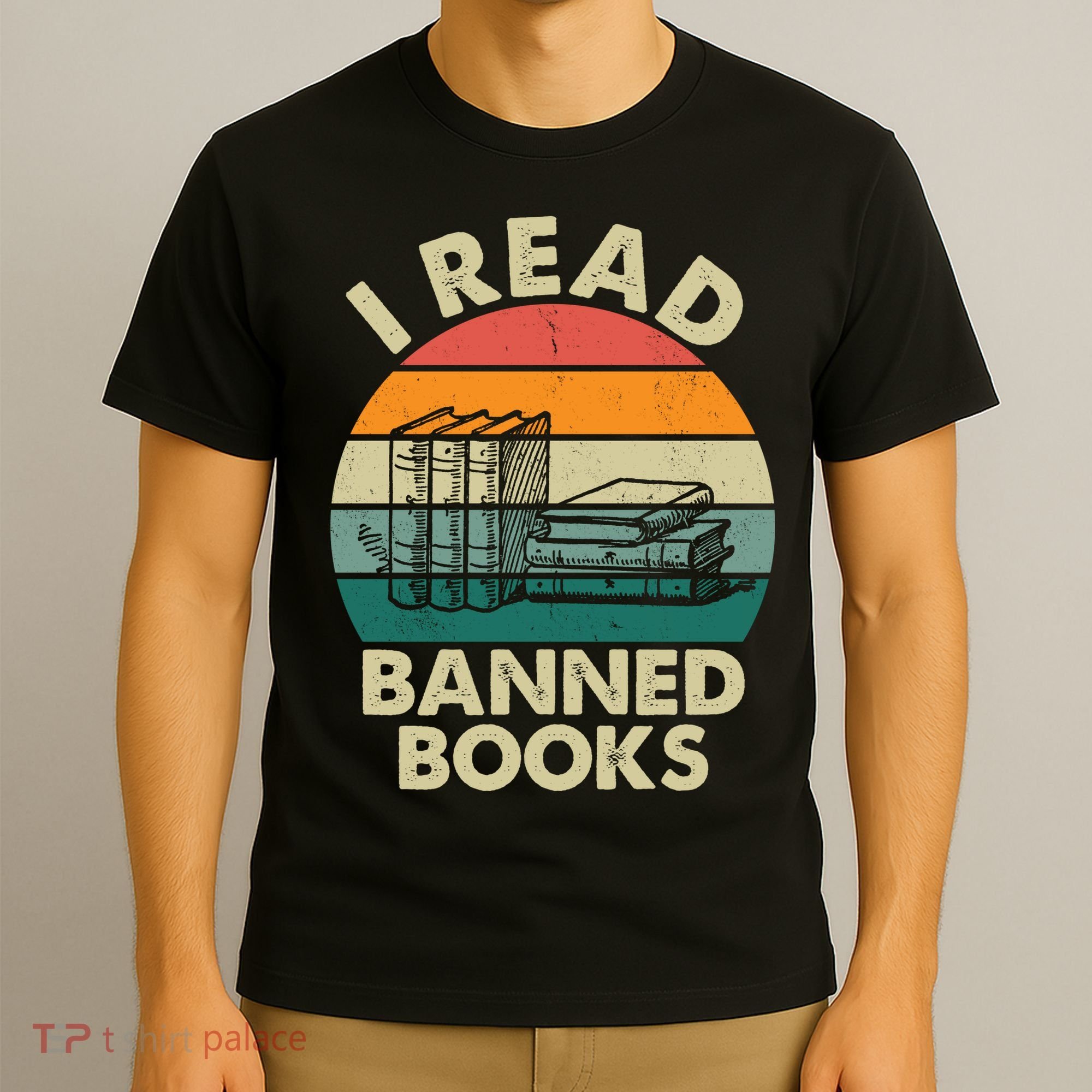 VINTAGE RETRO I READ BANNED BOOKS T-Shirt