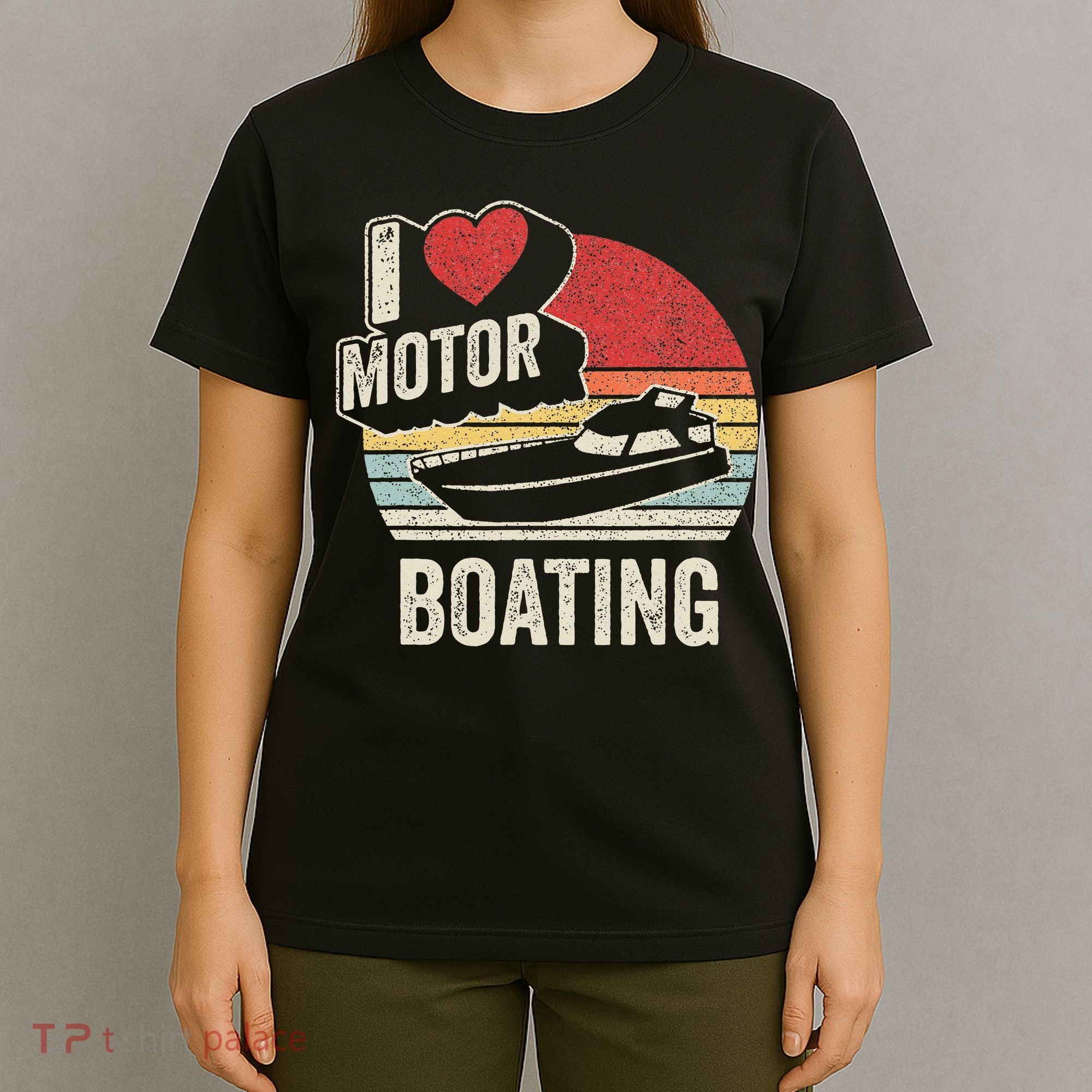 Vintage Retro I Love Motor Boating Funny Boater T-Shirt