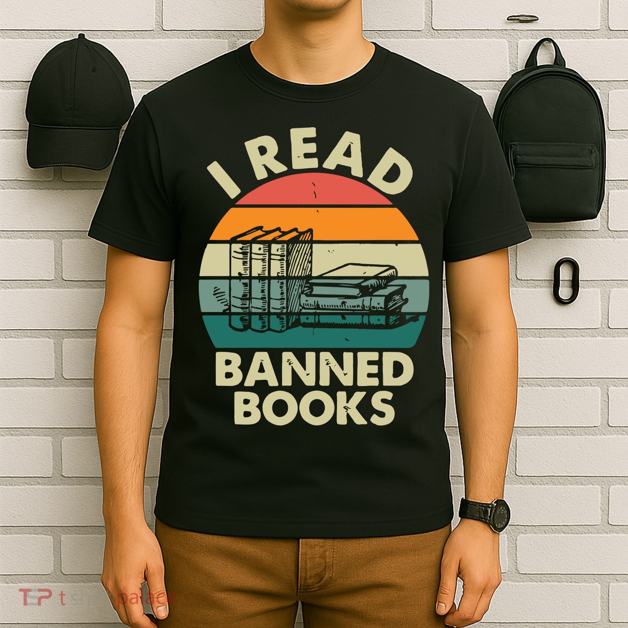 VINTAGE RETRO I READ BANNED BOOKS T-Shirt