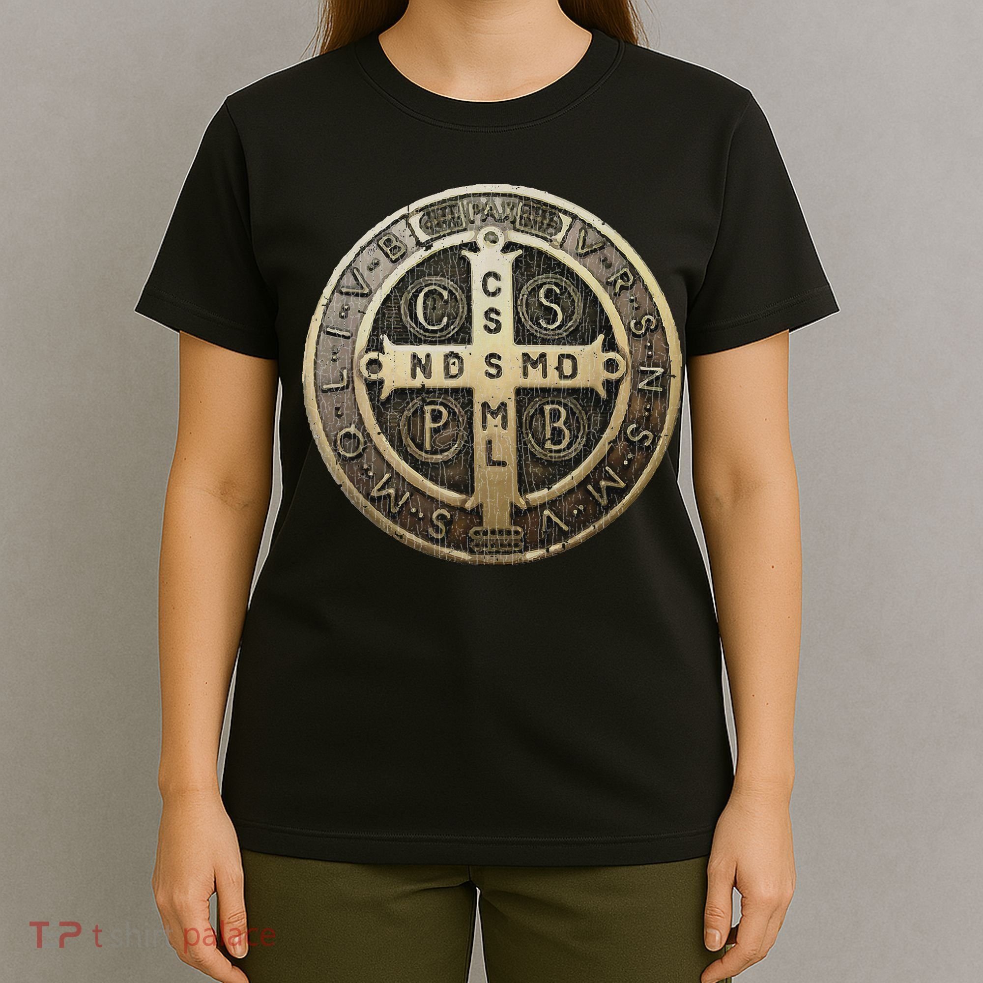 Vintage Retro St. Benedict Medal Saint Benedict Cross Cathol T-Shirt