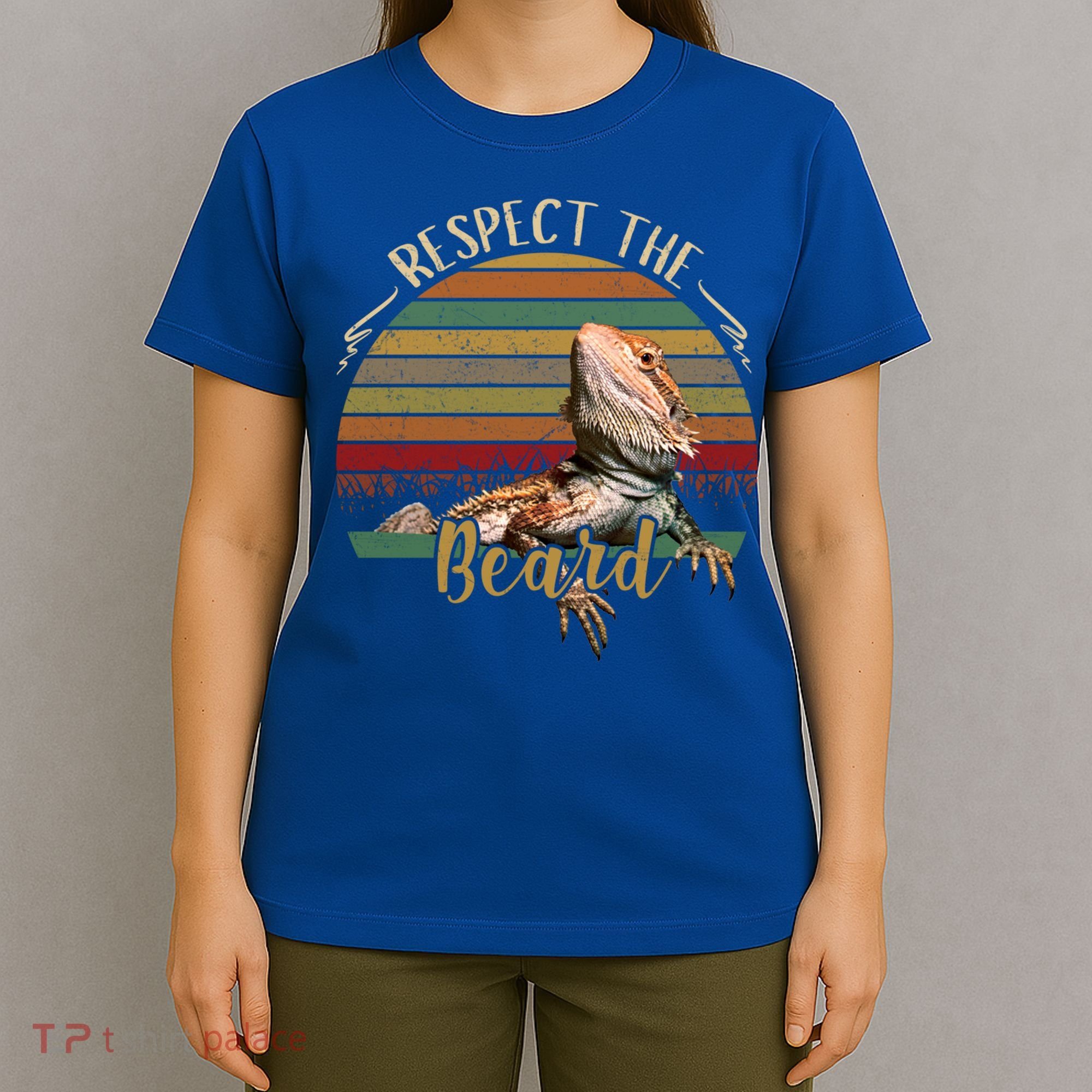 Vintage Respect The Beard Funny Bearded Dragon Lizard Gift T-Shirt
