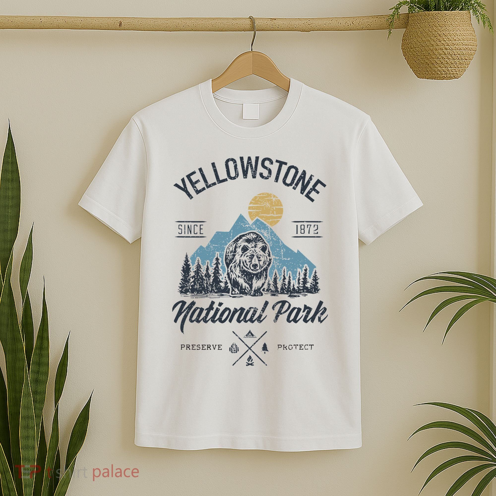 Vintage Retro Yellowstone National Park Hiking T-Shirt