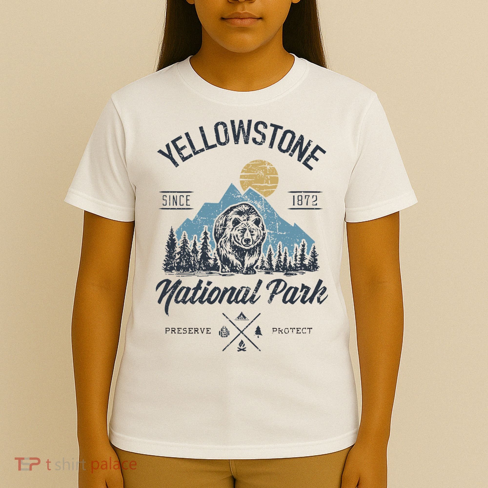 Vintage Retro Yellowstone National Park Hiking T-Shirt