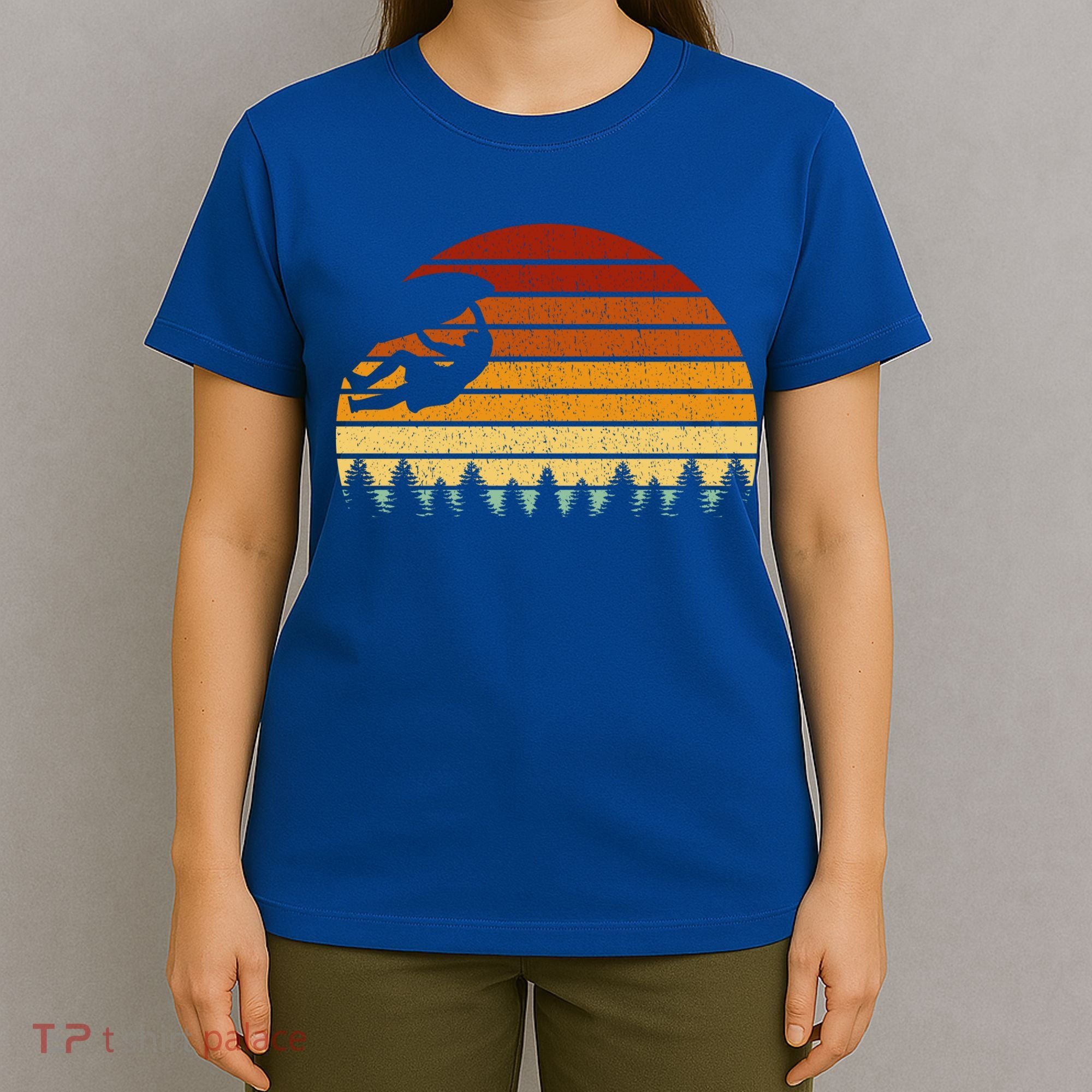 Vintage Sunset Climbing Gift For Climbers And Boulderers Gift T-Shirt